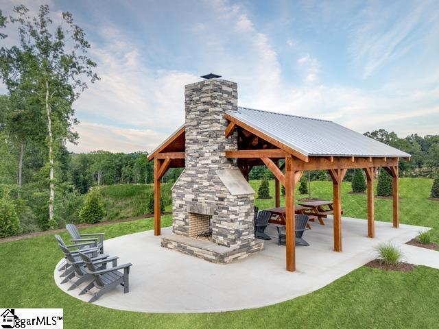 1599108 Property Photo 5