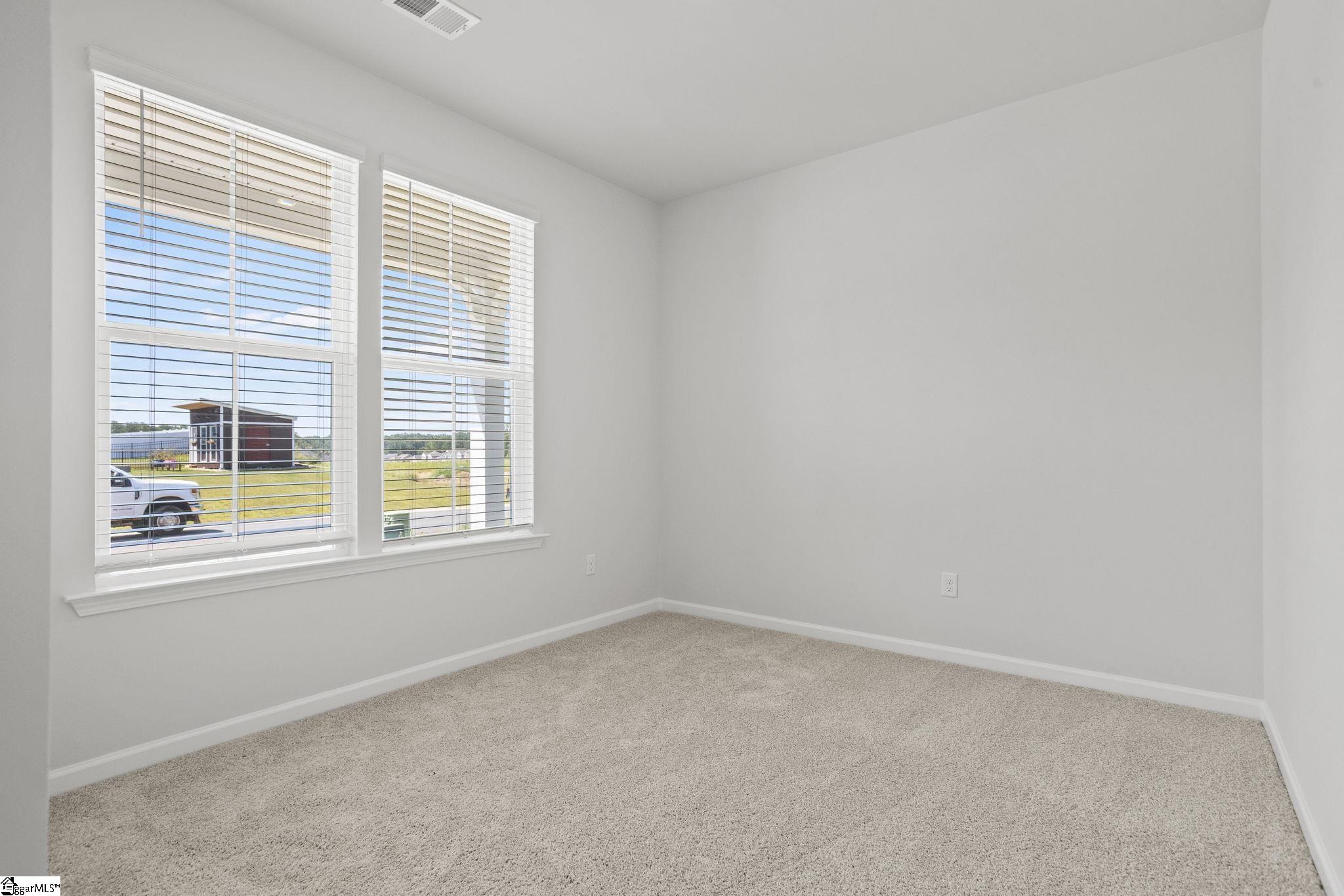 1599122 Property Photo 6