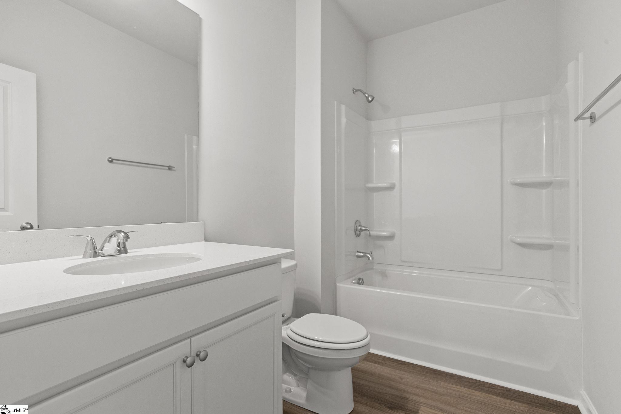 1599122 Property Photo 8
