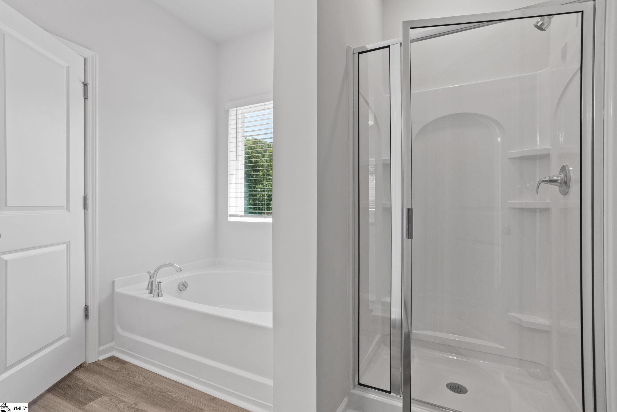 1599122 Property Photo 25