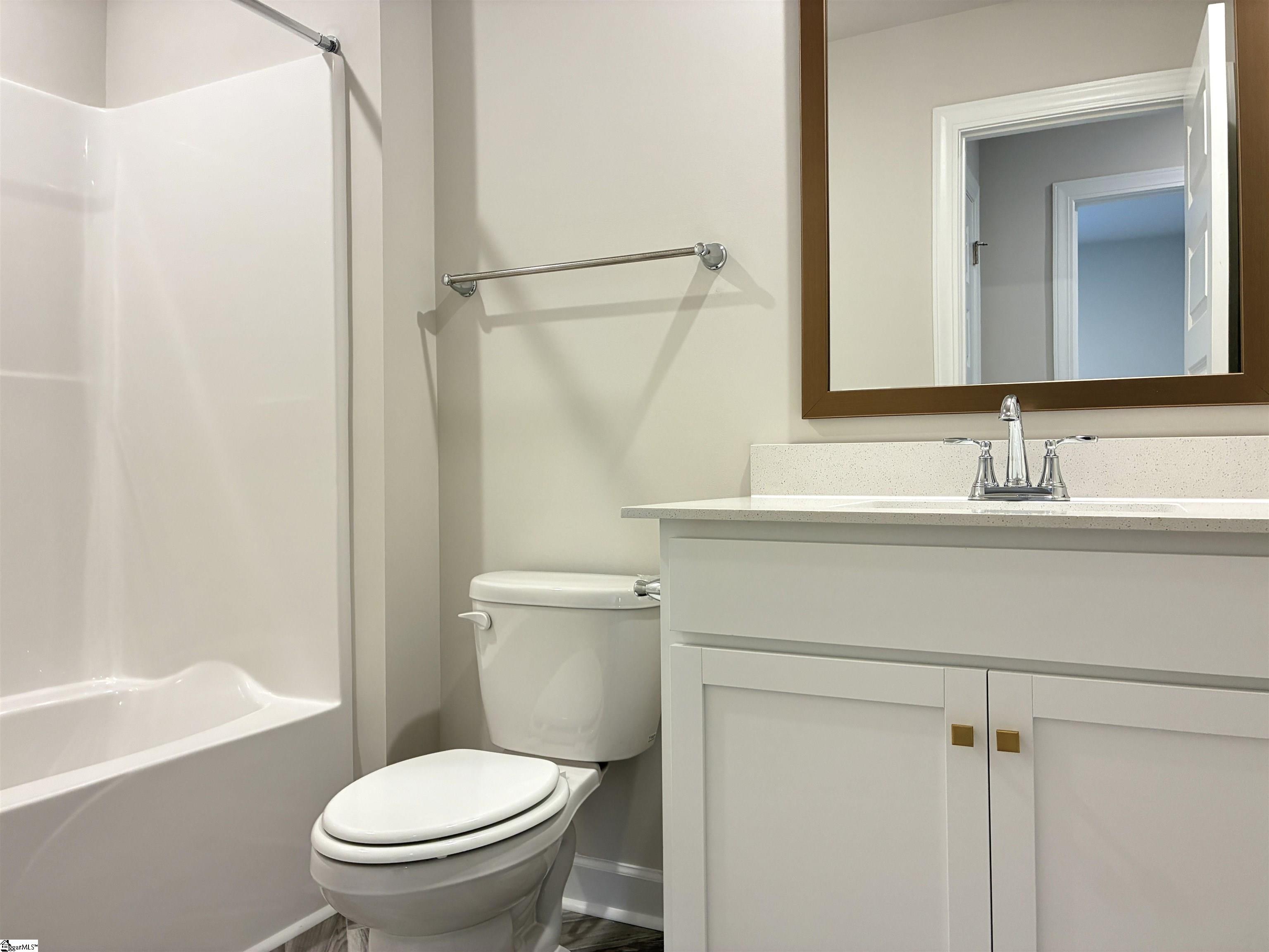 21 Pikewood Lane Property Photo 12
