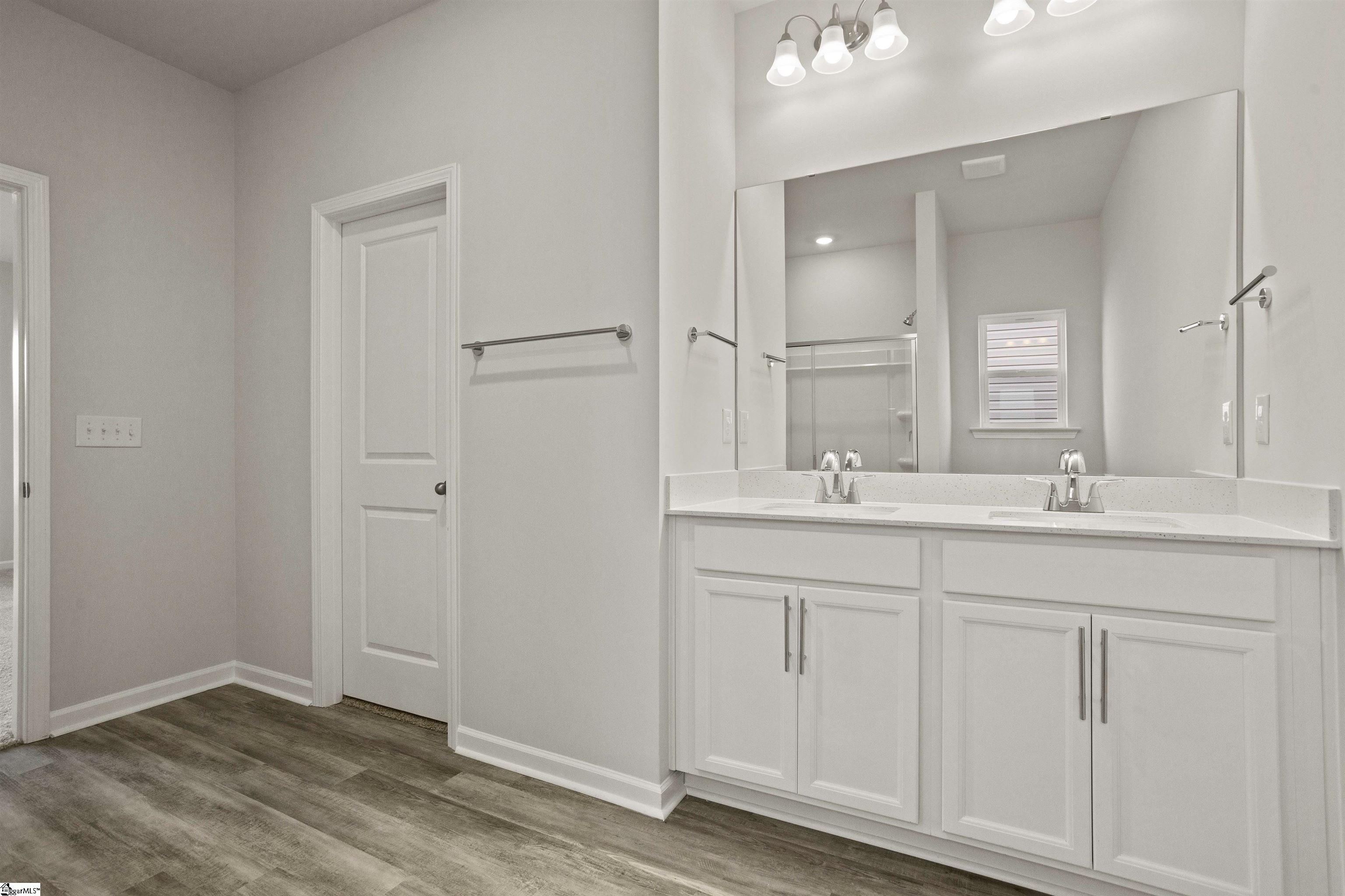 18 Red Bank Road Property Photo 23