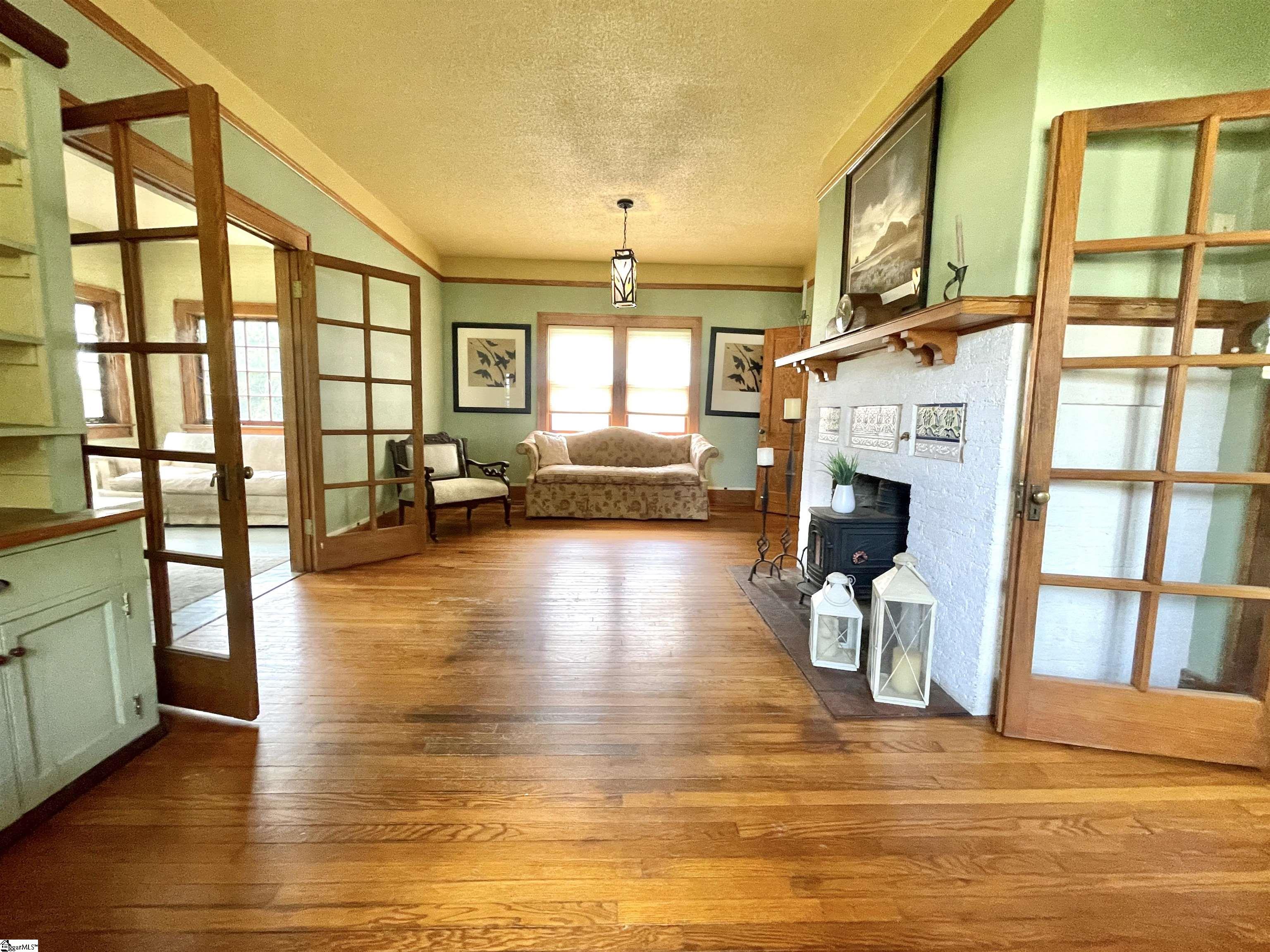 1711 S Holly Street Property Photo 17