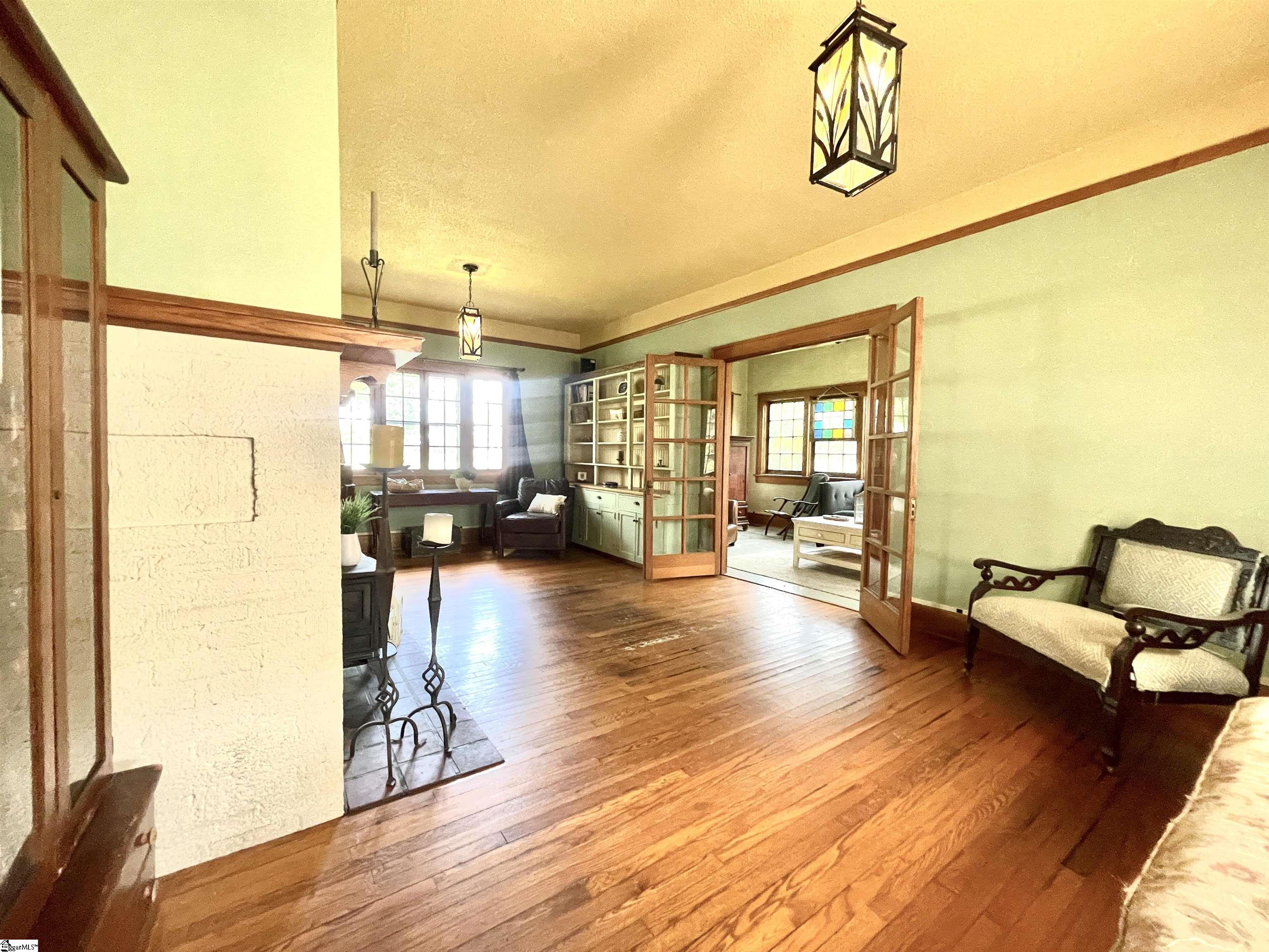 1711 S Holly Street Property Photo 18