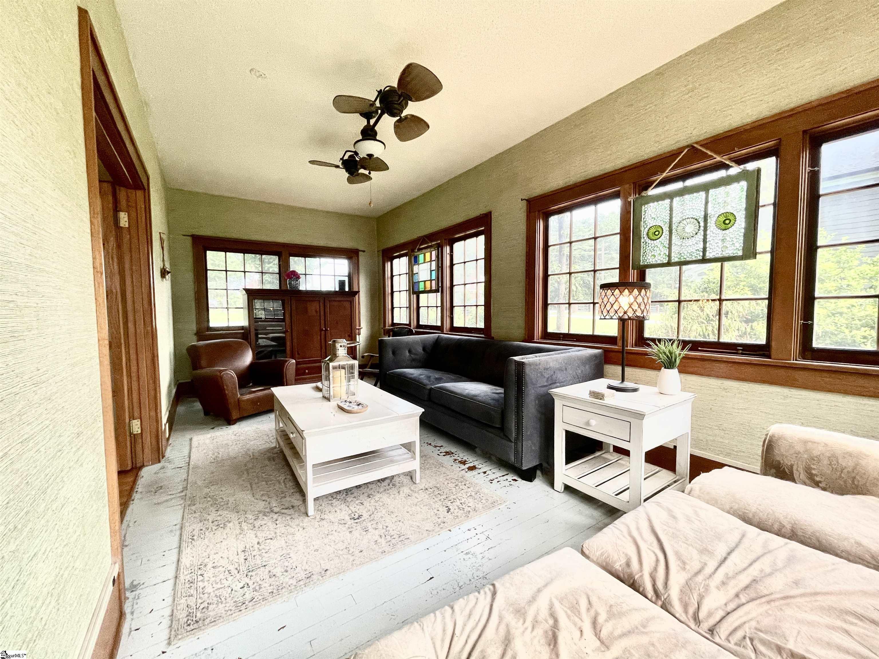 1711 S Holly Street Property Photo 21