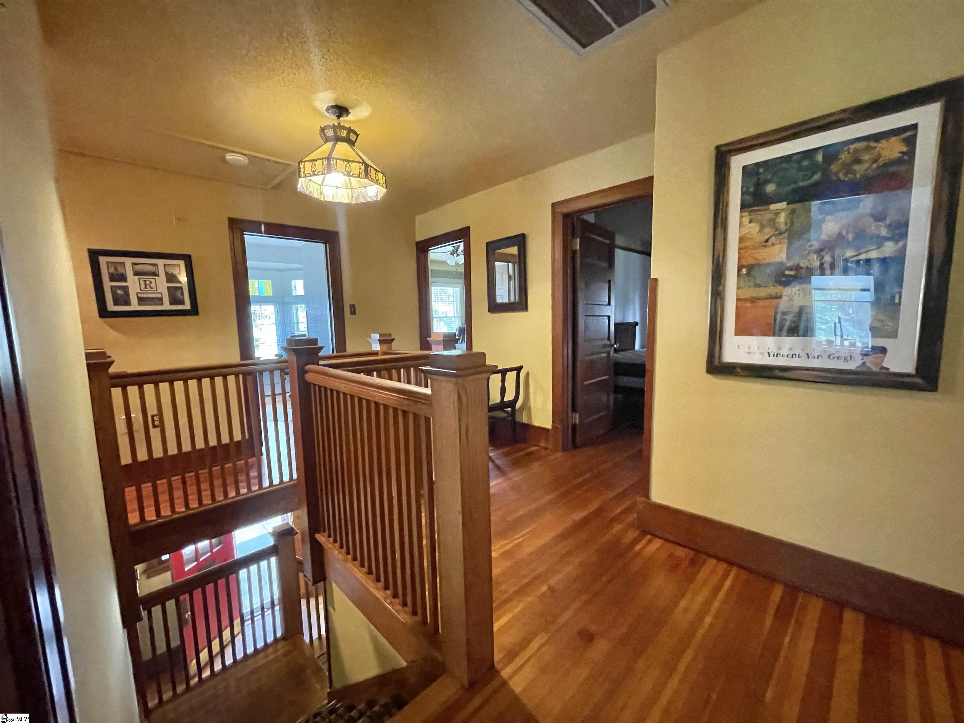 1711 S Holly Street Property Photo 28