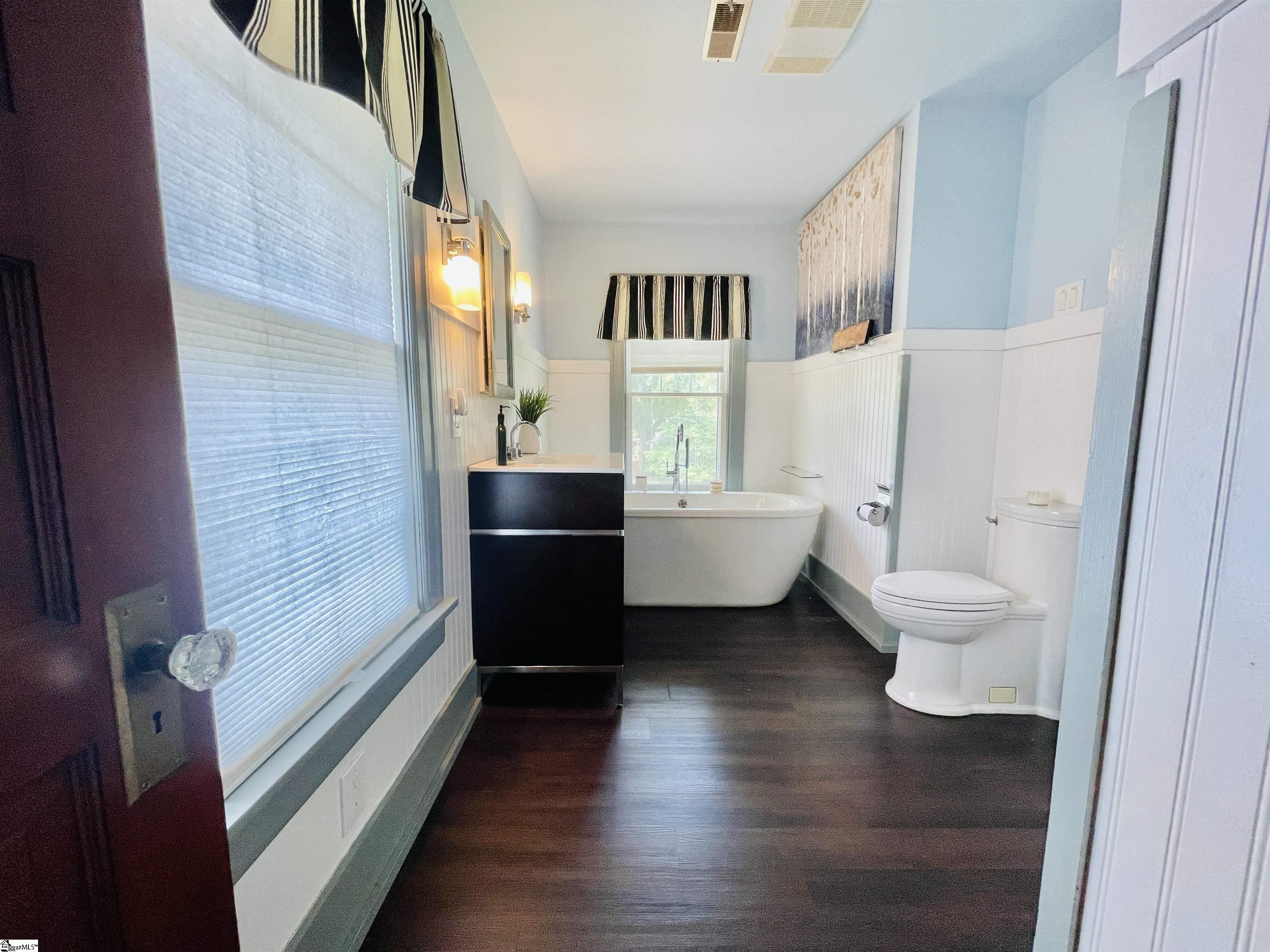 1711 S Holly Street Property Photo 34