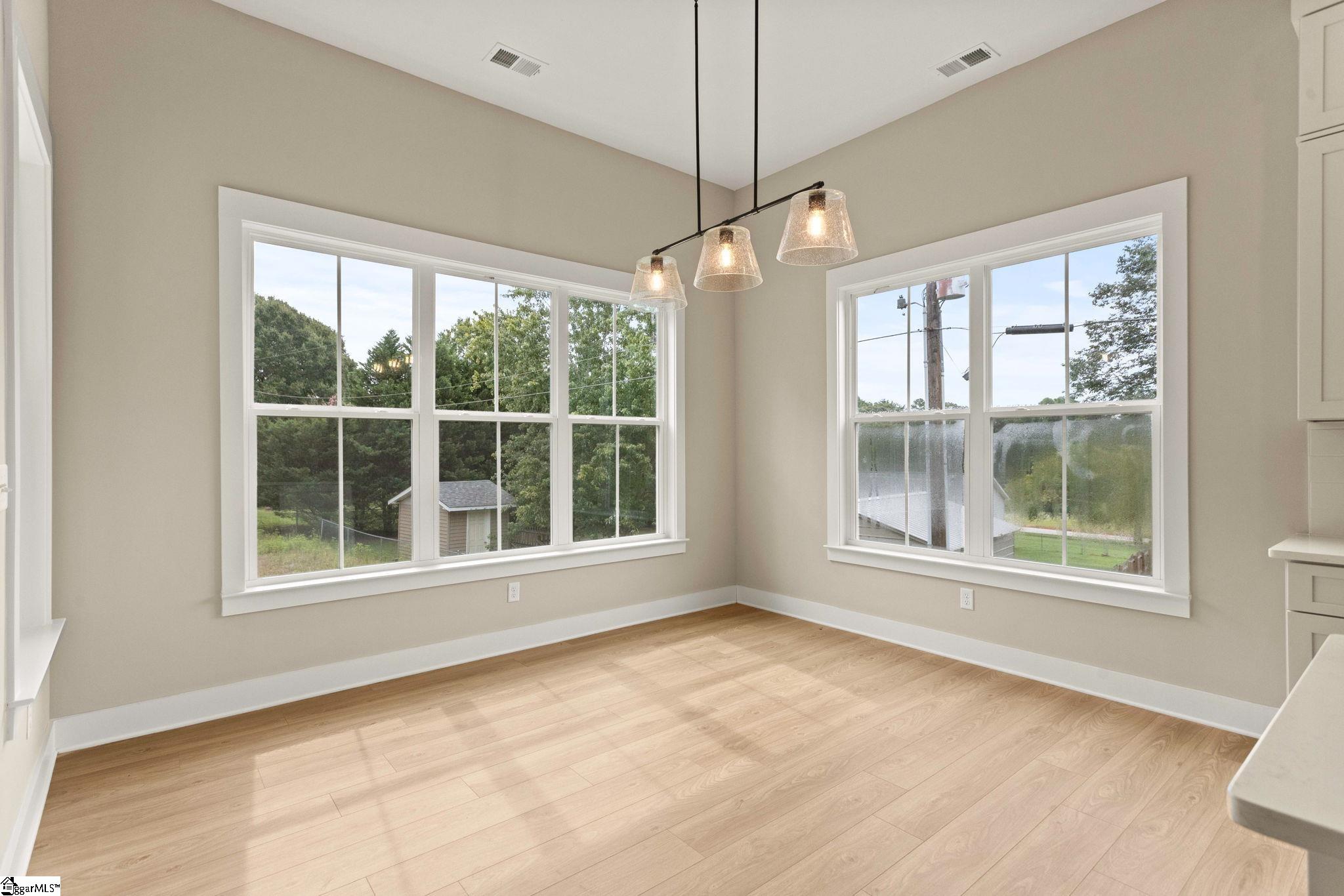 25 Greenbriar Lane Property Photo 14