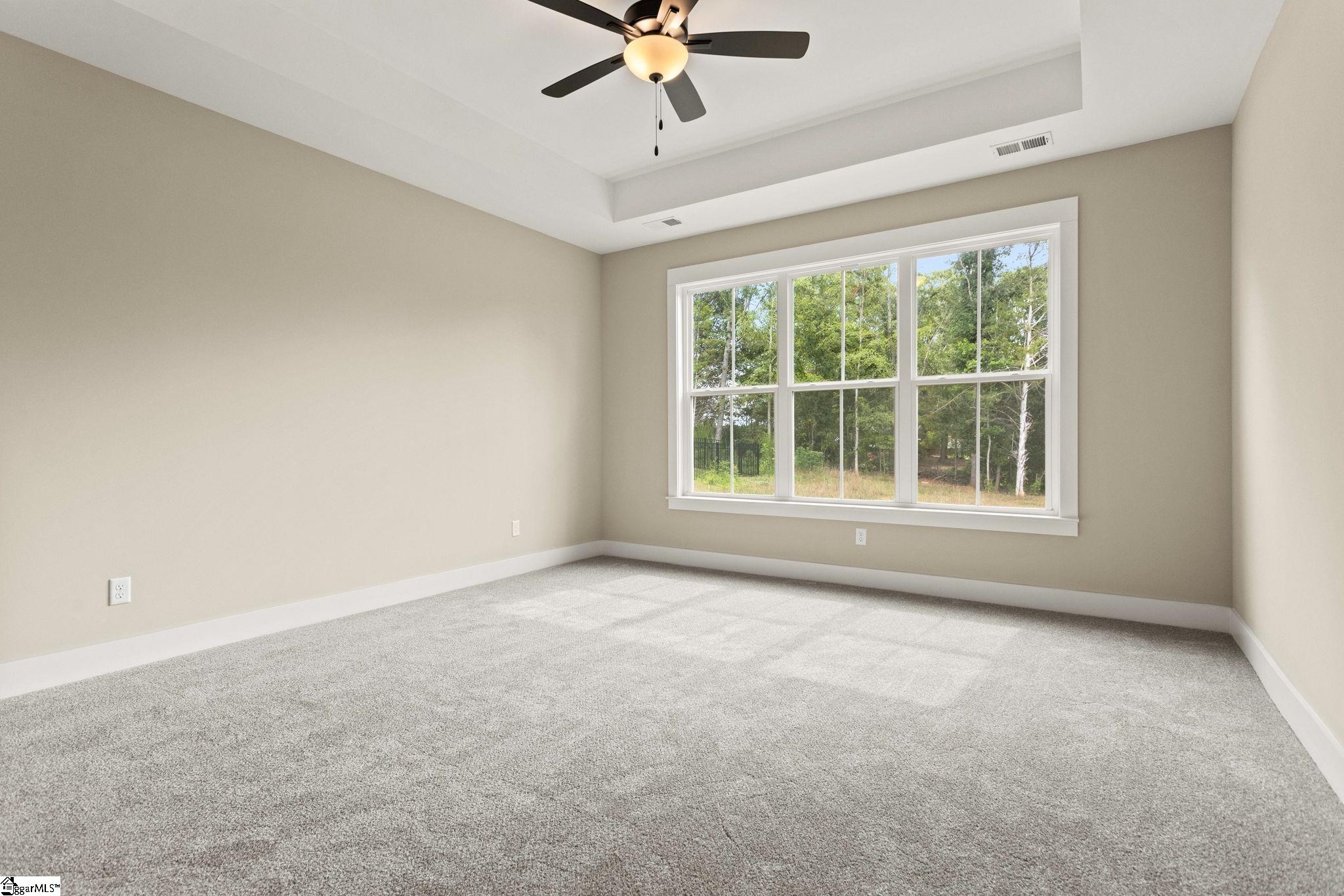 25 Greenbriar Lane Property Photo 16