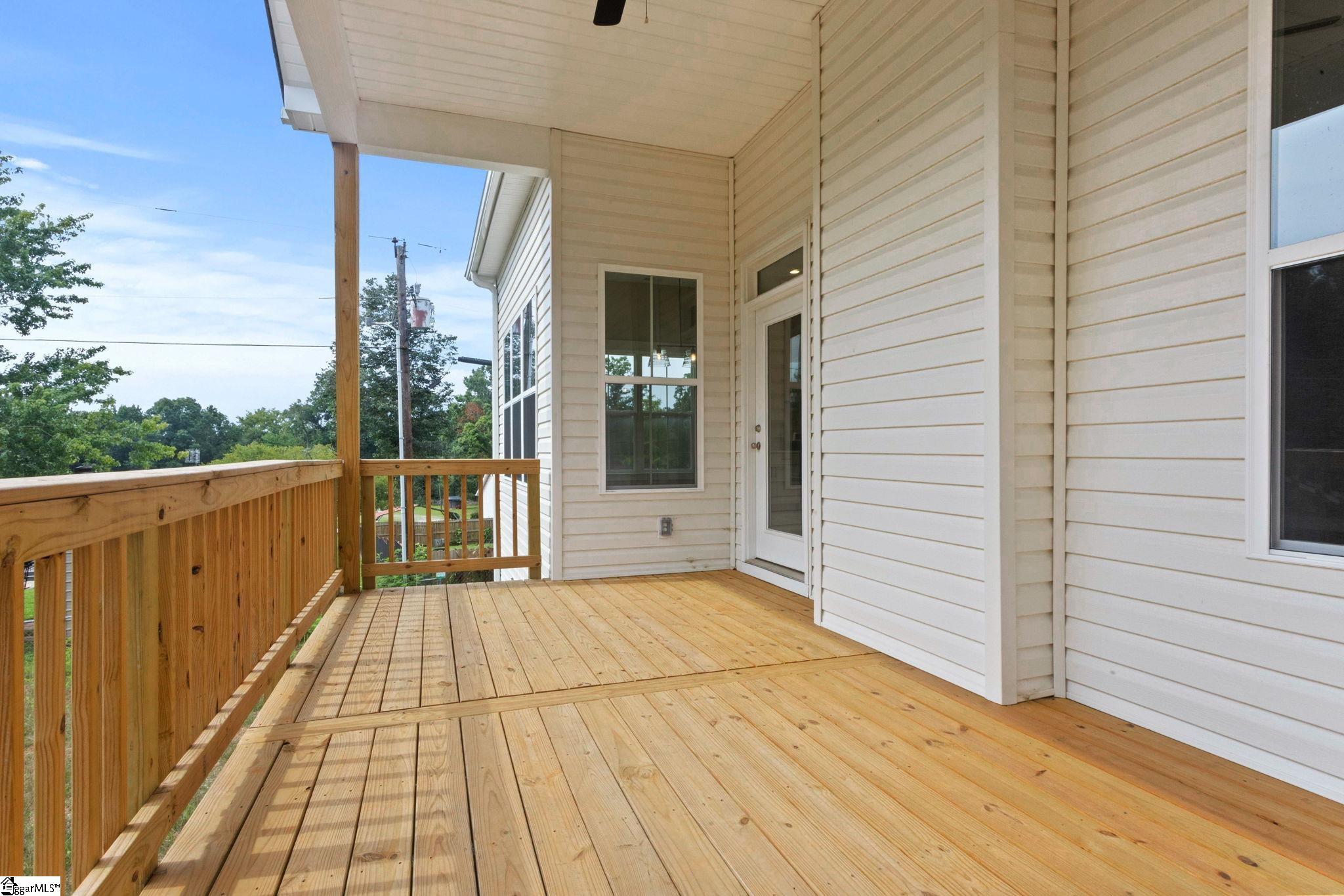25 Greenbriar Lane Property Photo 26