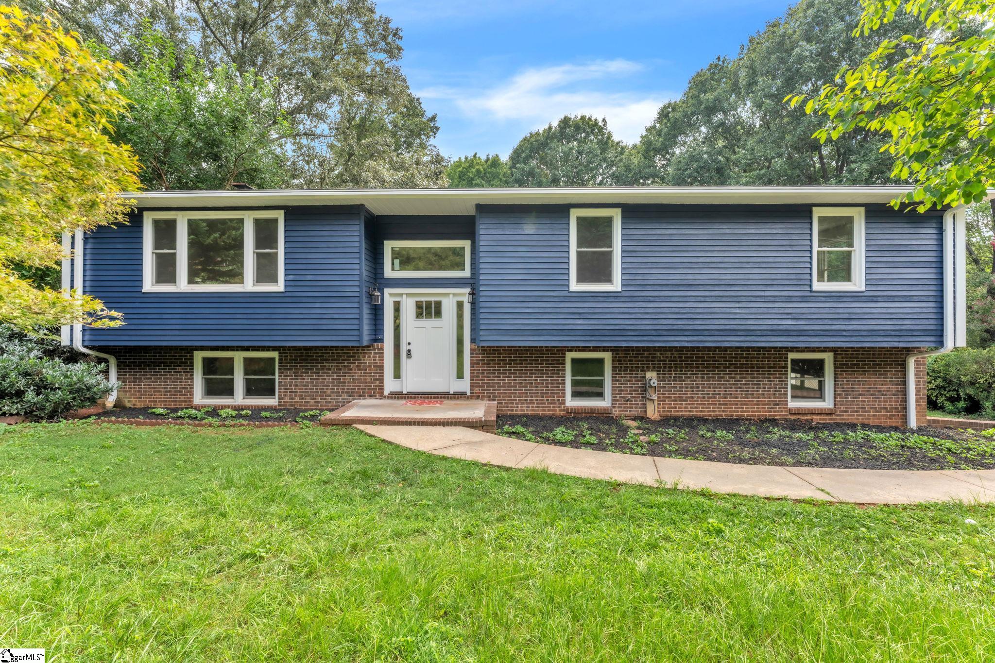 106 Keene Drive Property Photo 4