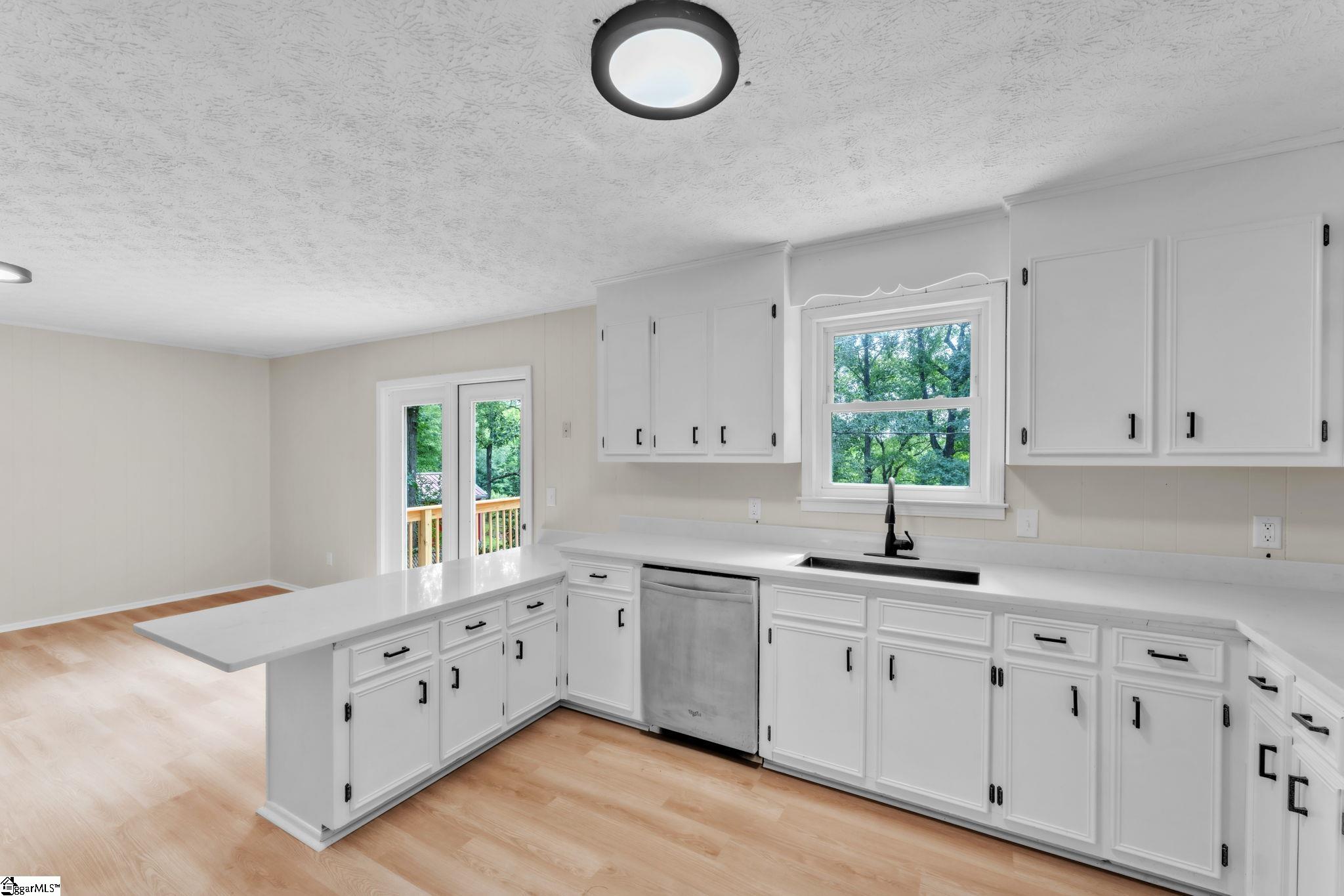 106 Keene Drive Property Photo 12
