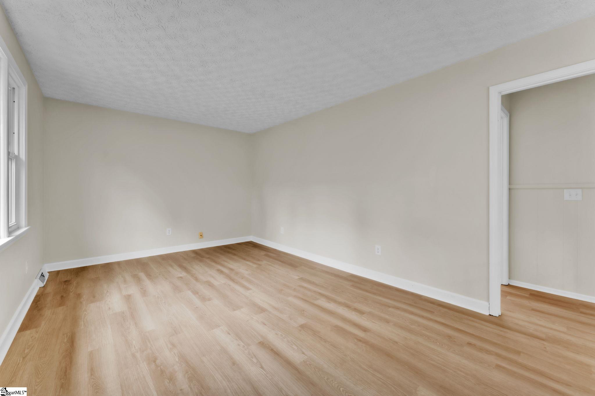 106 Keene Drive Property Photo 14
