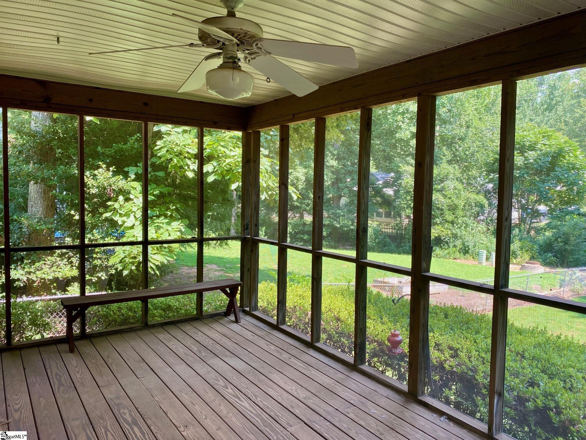 501 Foxcroft Road Property Photo 9
