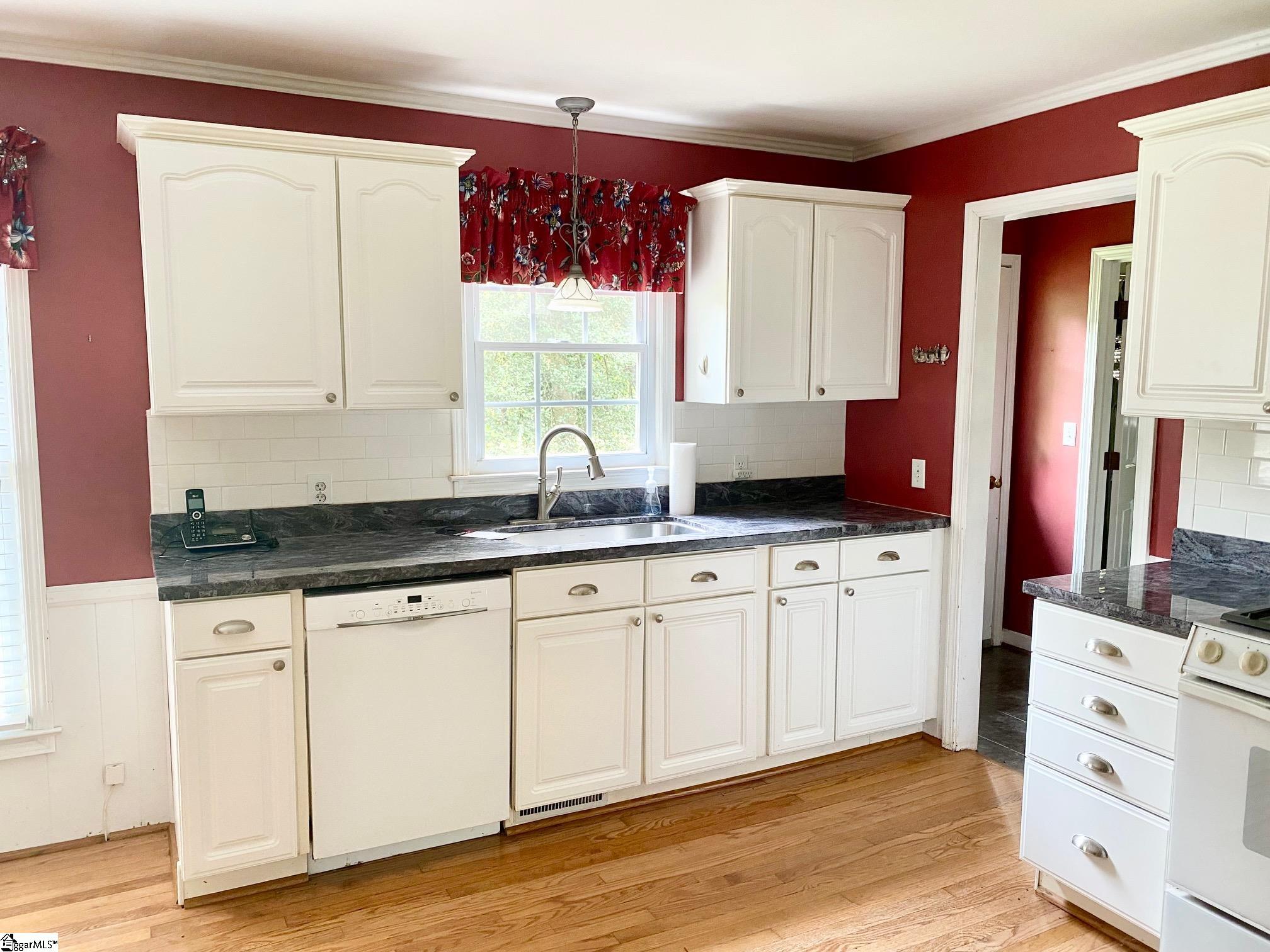 501 Foxcroft Road Property Photo 11