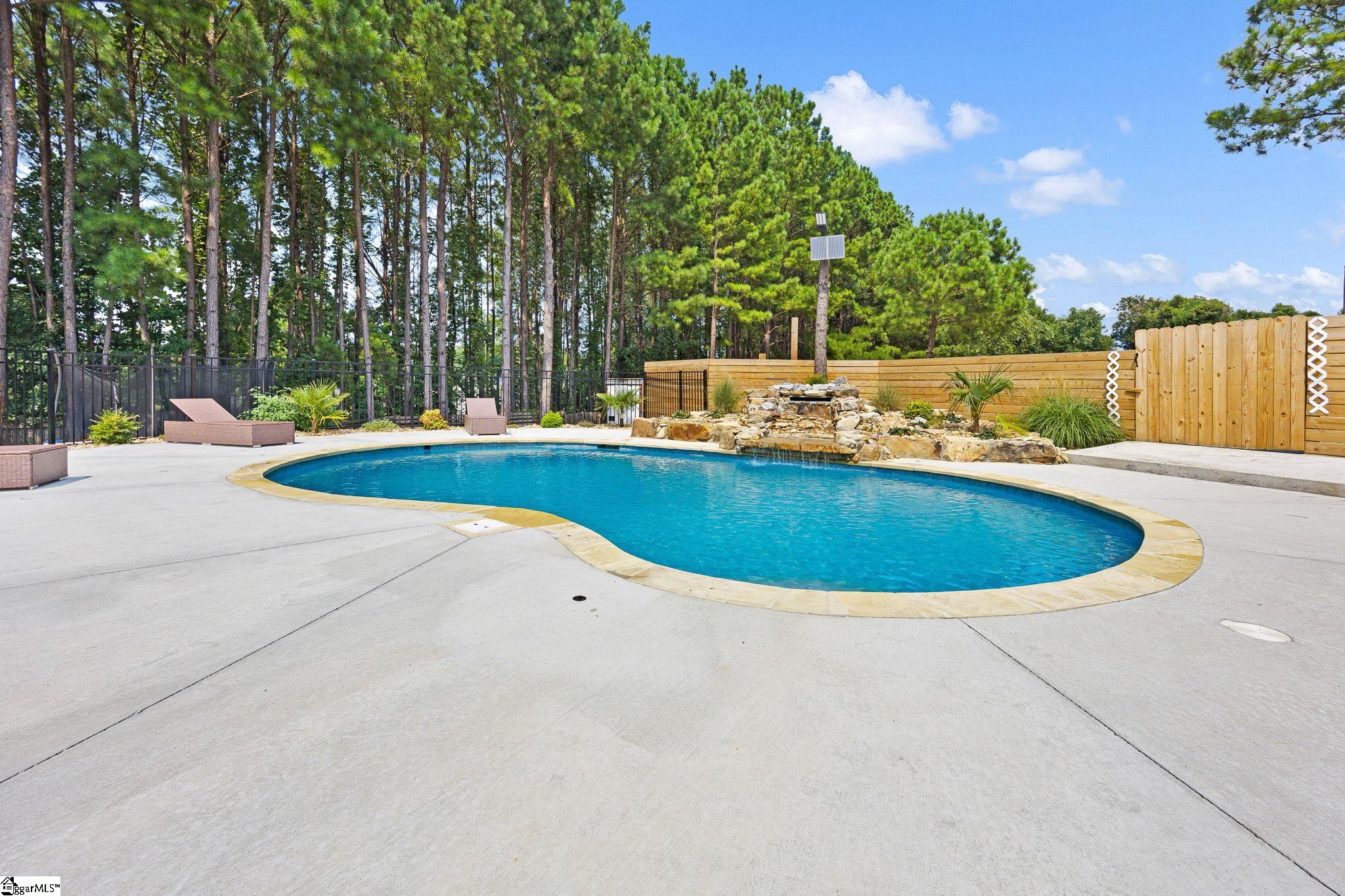 231 Anita Drive Property Photo 8