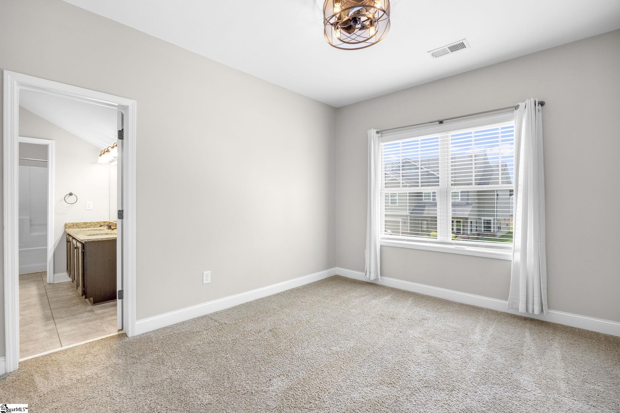 120 Sandpine Way Property Photo 41
