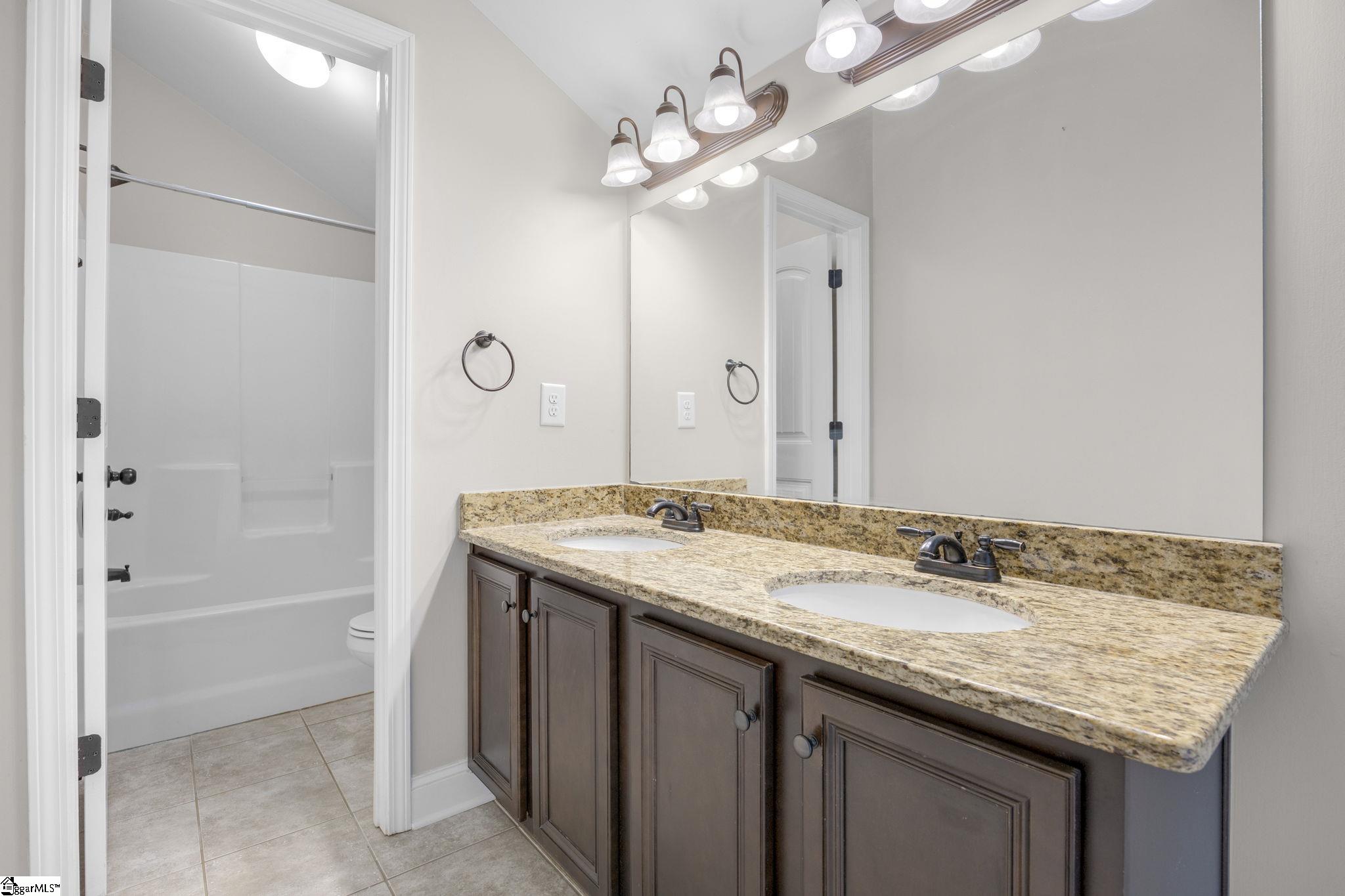 120 Sandpine Way Property Photo 42