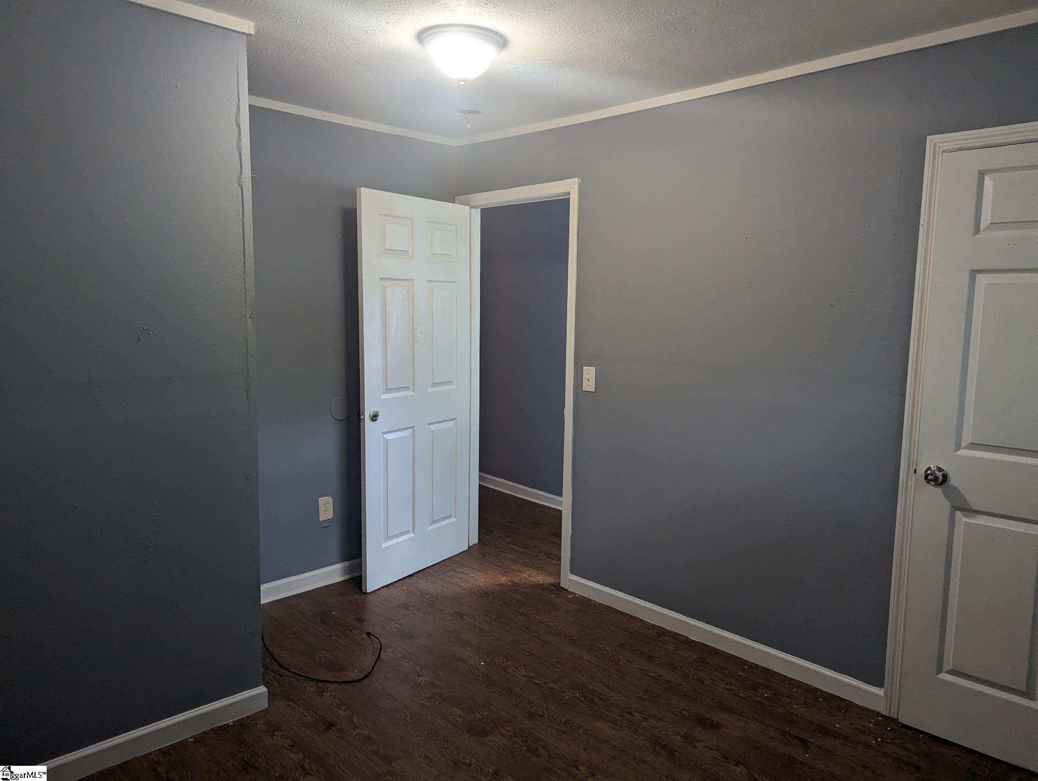 109 Autumn Lane Property Photo 7