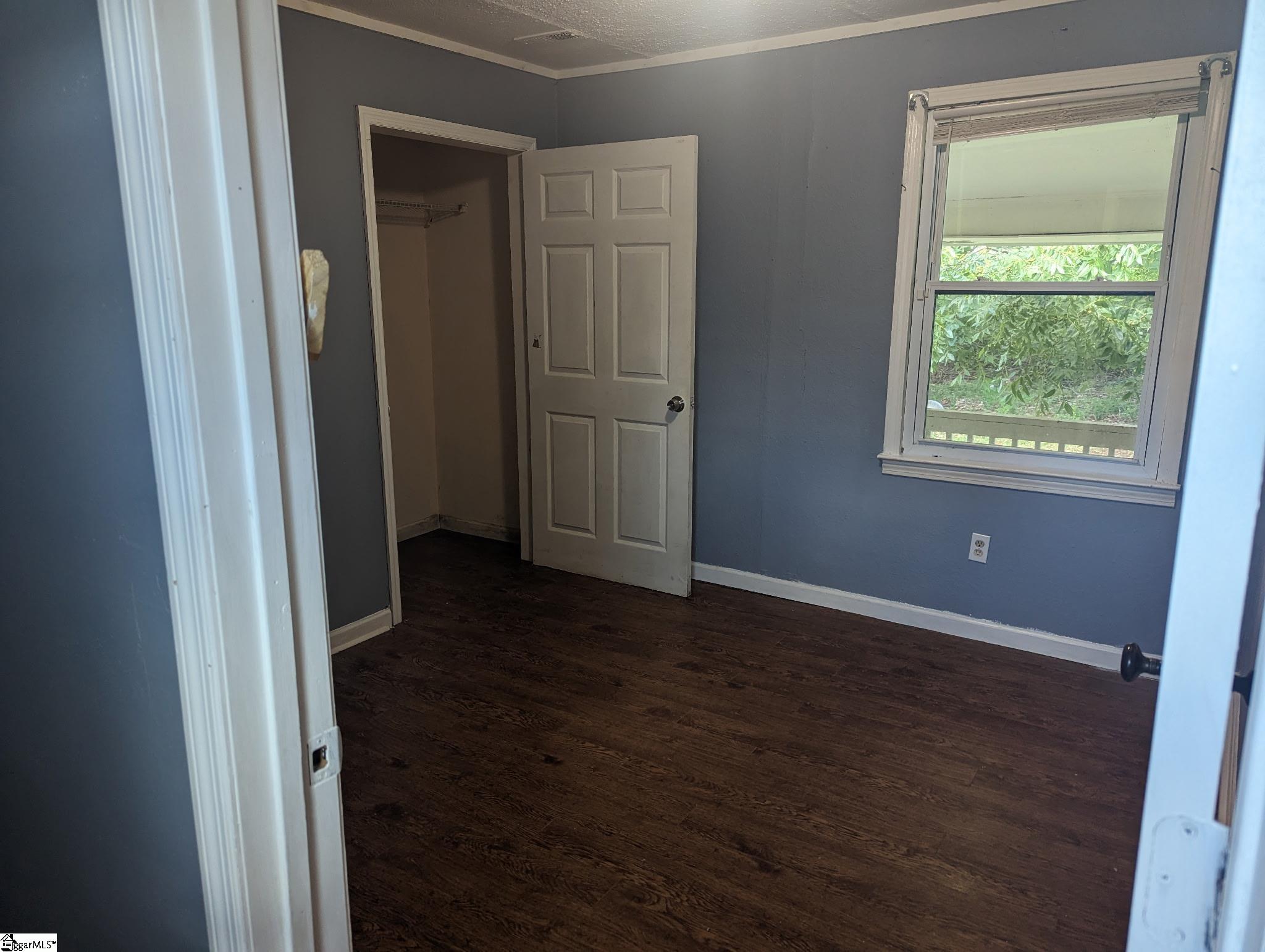 109 Autumn Lane Property Photo 8