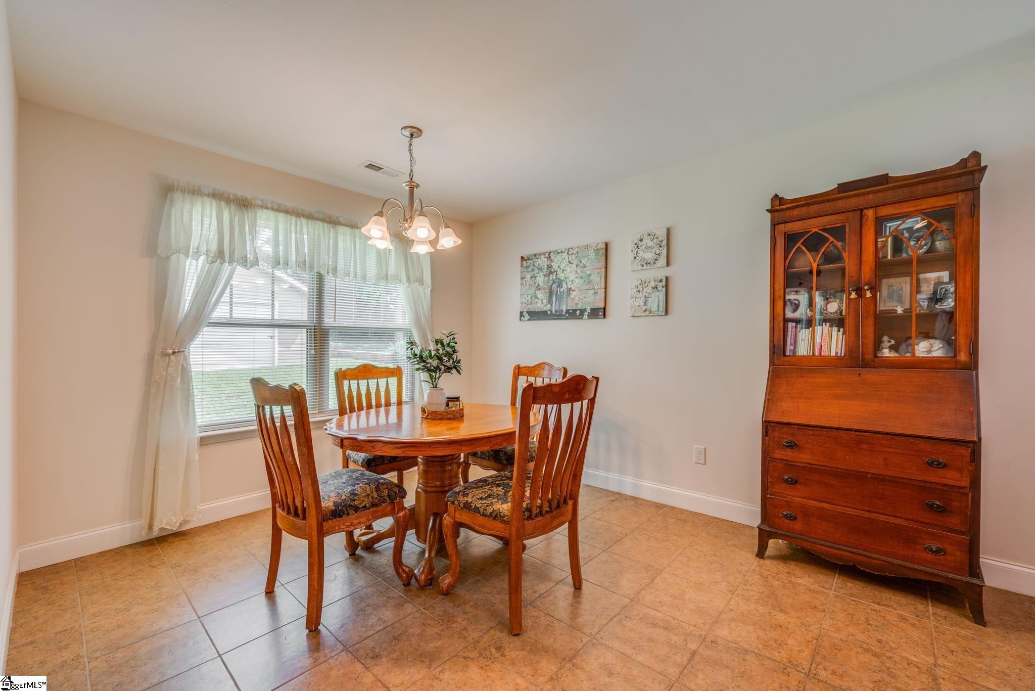 154 Rockcrest Drive Property Photo 8
