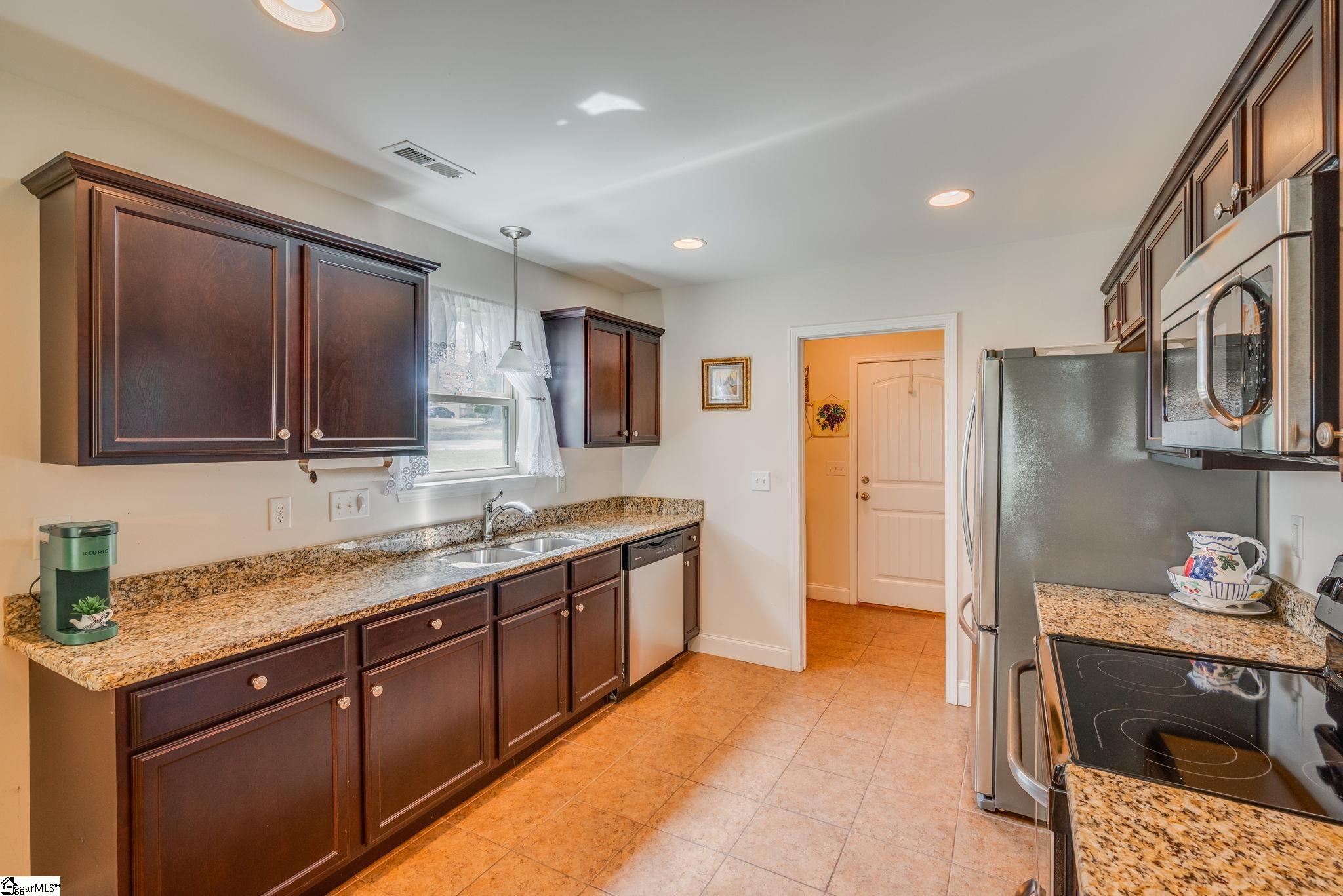 154 Rockcrest Drive Property Photo 10