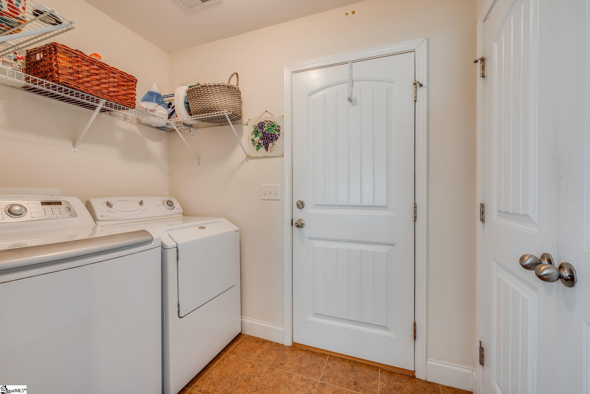 154 Rockcrest Drive Property Photo 12