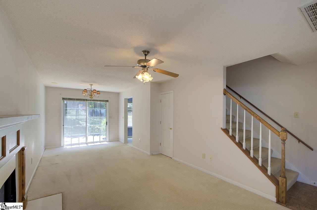 117 W Fall River Way Property Photo 10