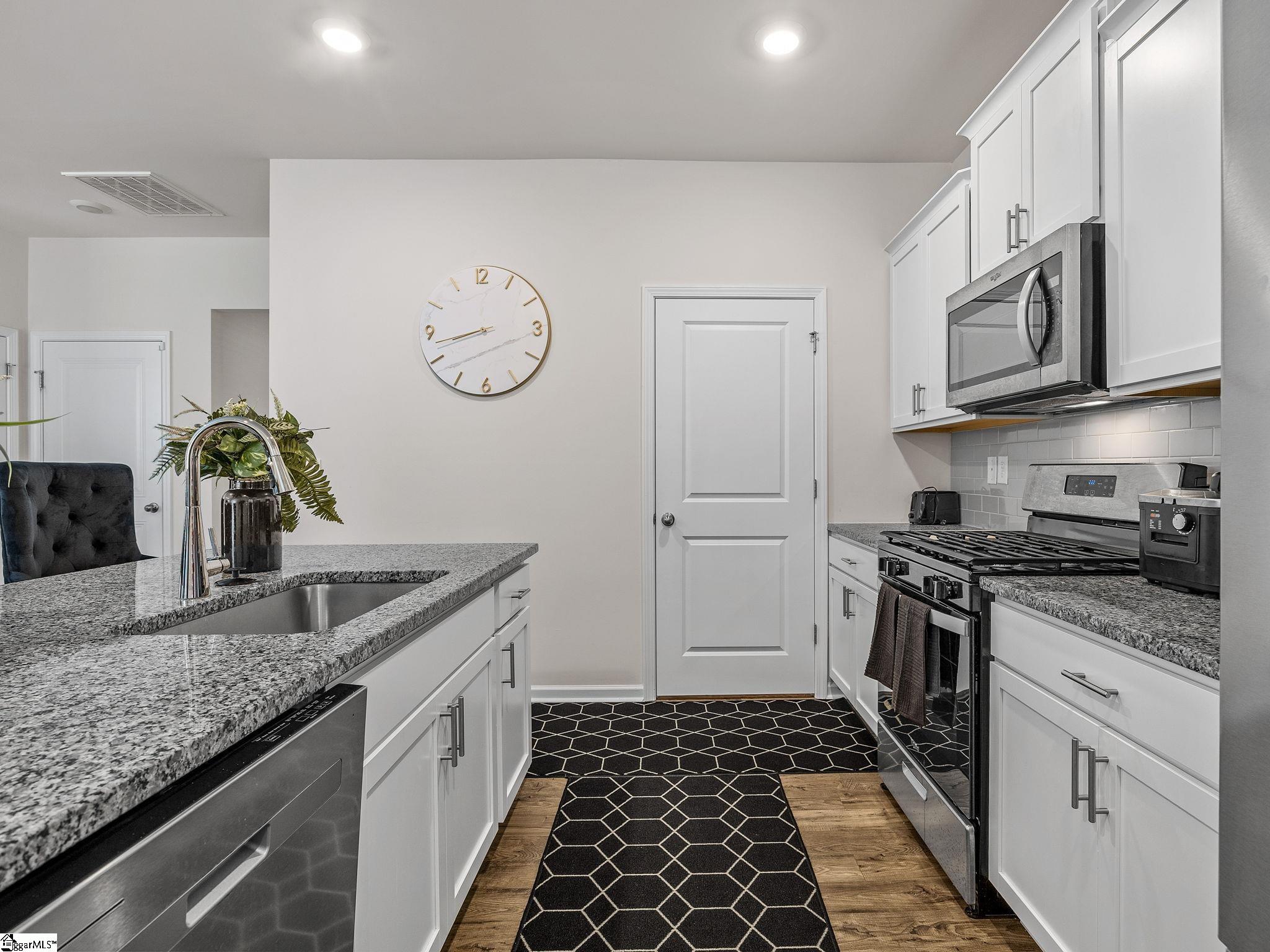 7 Plumwood Street Property Photo 16