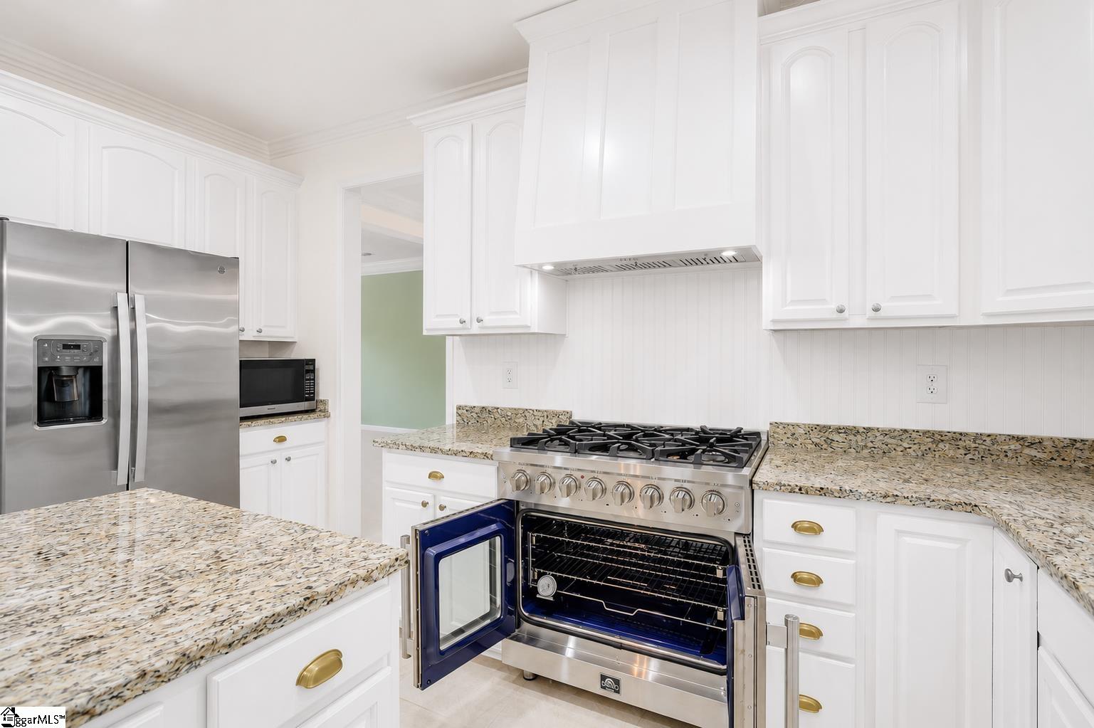 15 Meadow Rose Drive Property Photo 17