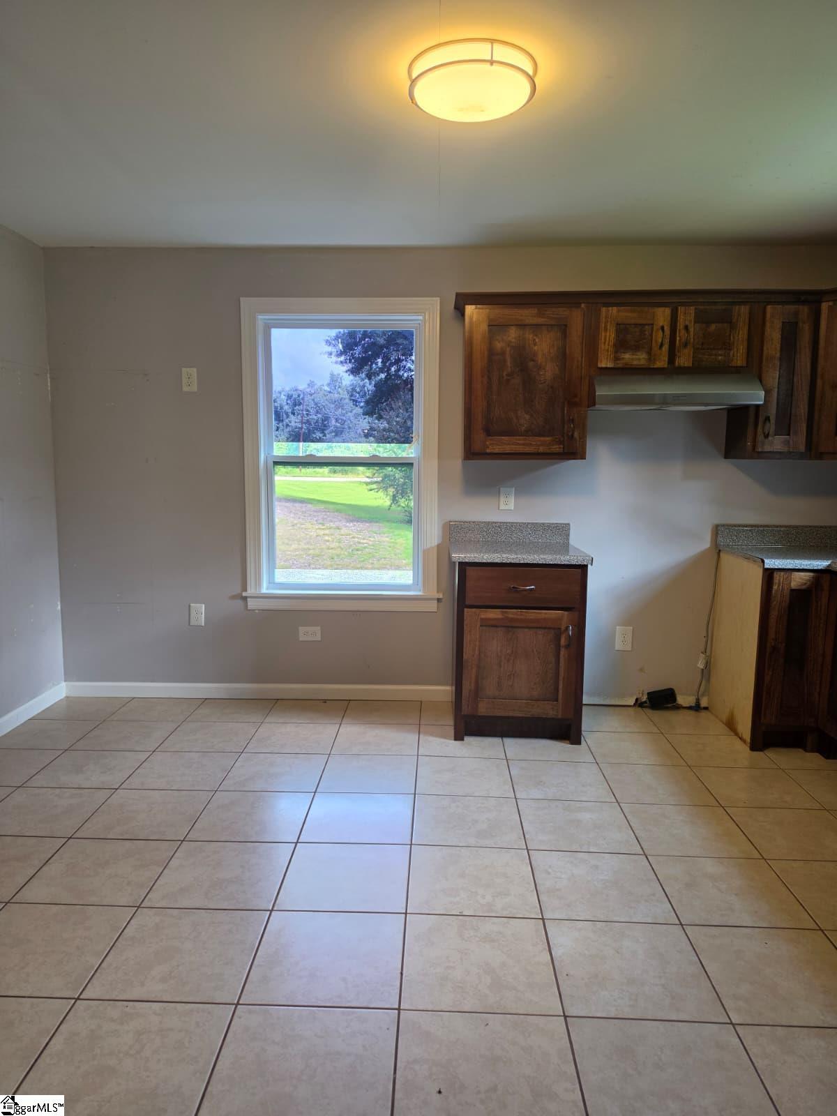 258 Bates Crossing Road Property Photo 9