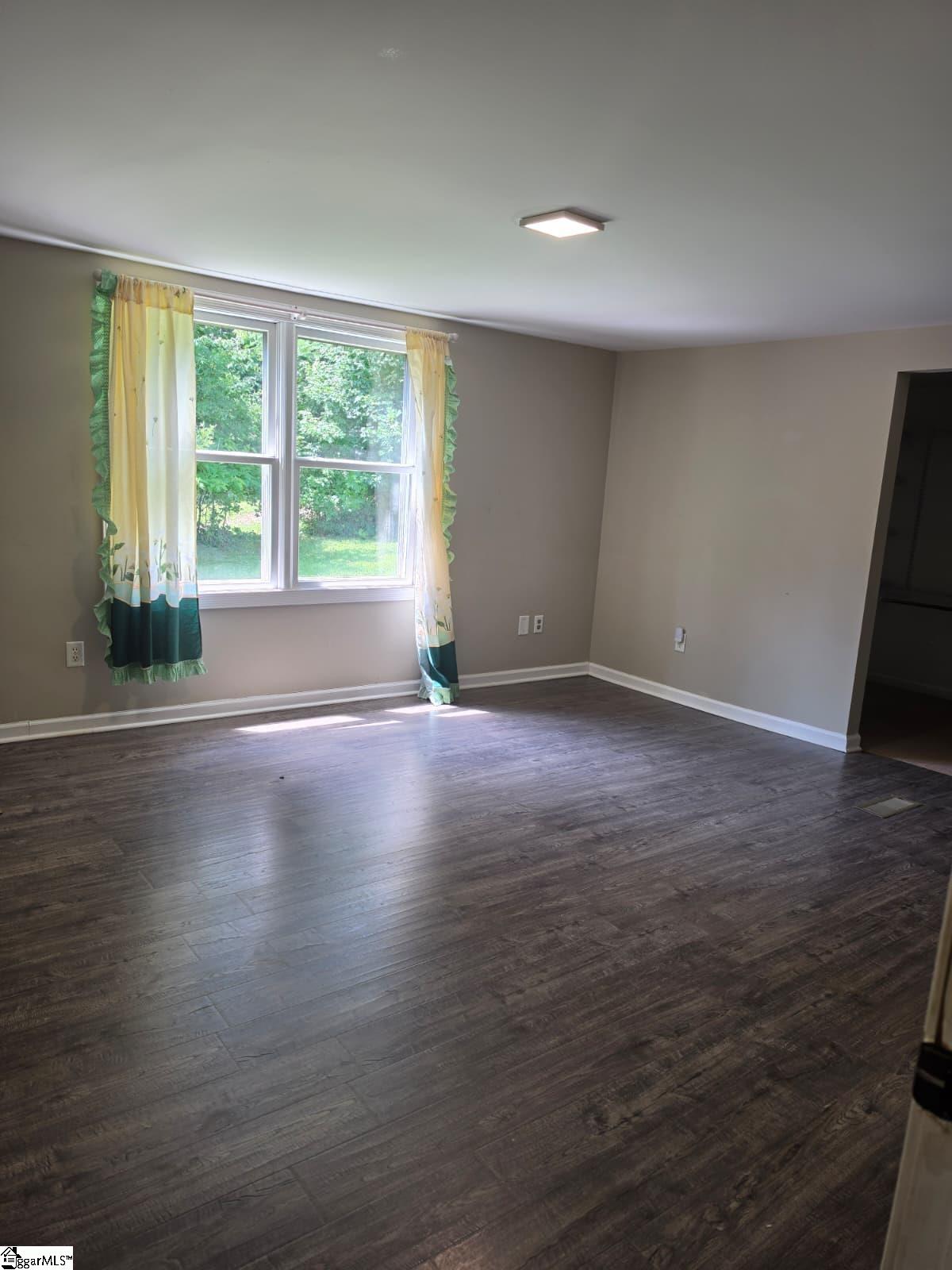 258 Bates Crossing Road Property Photo 14