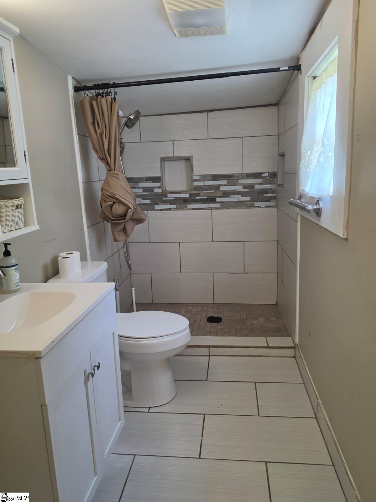 258 Bates Crossing Road Property Photo 18
