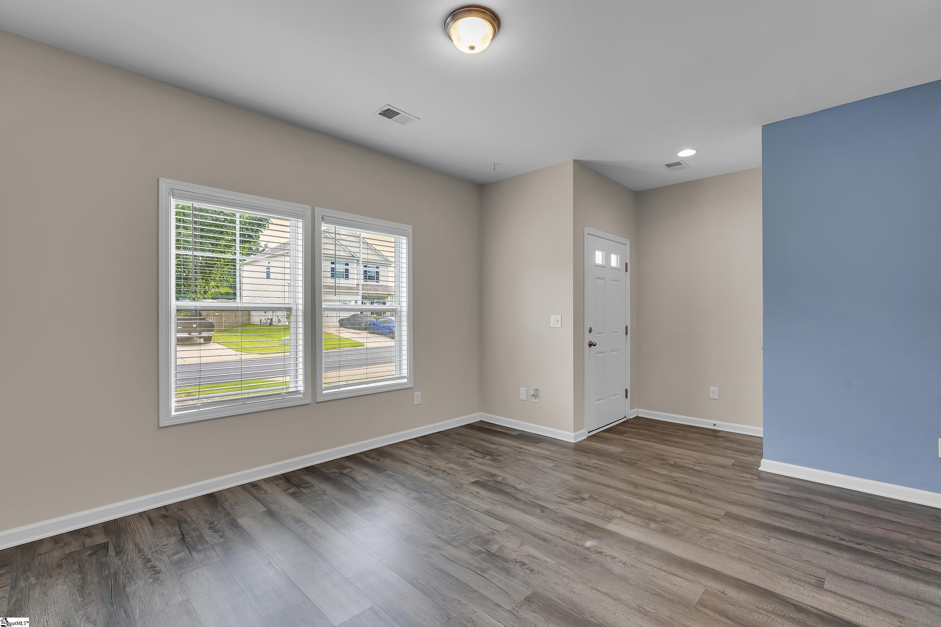 105 Viewmont Drive Property Photo 15