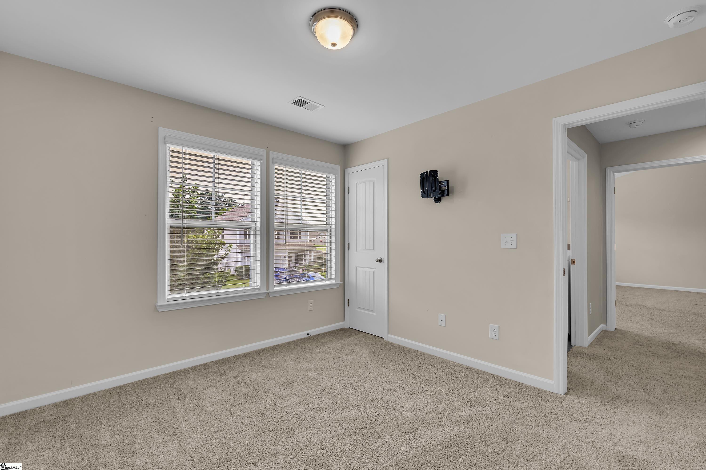 105 Viewmont Drive Property Photo 29