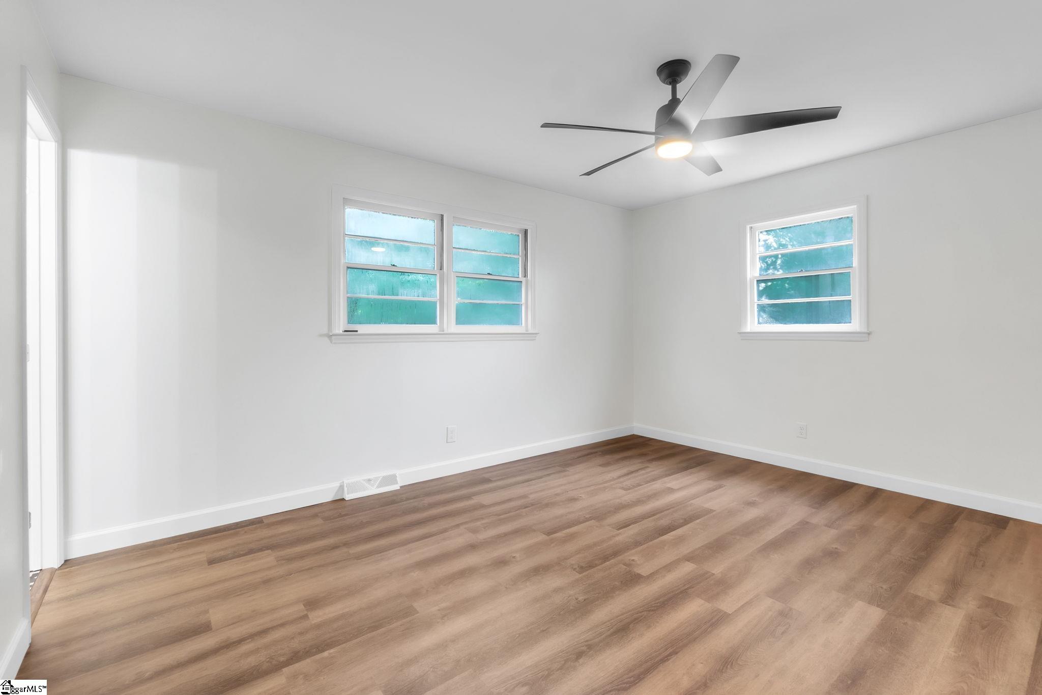 170 Oak Hill Drive Property Photo 11