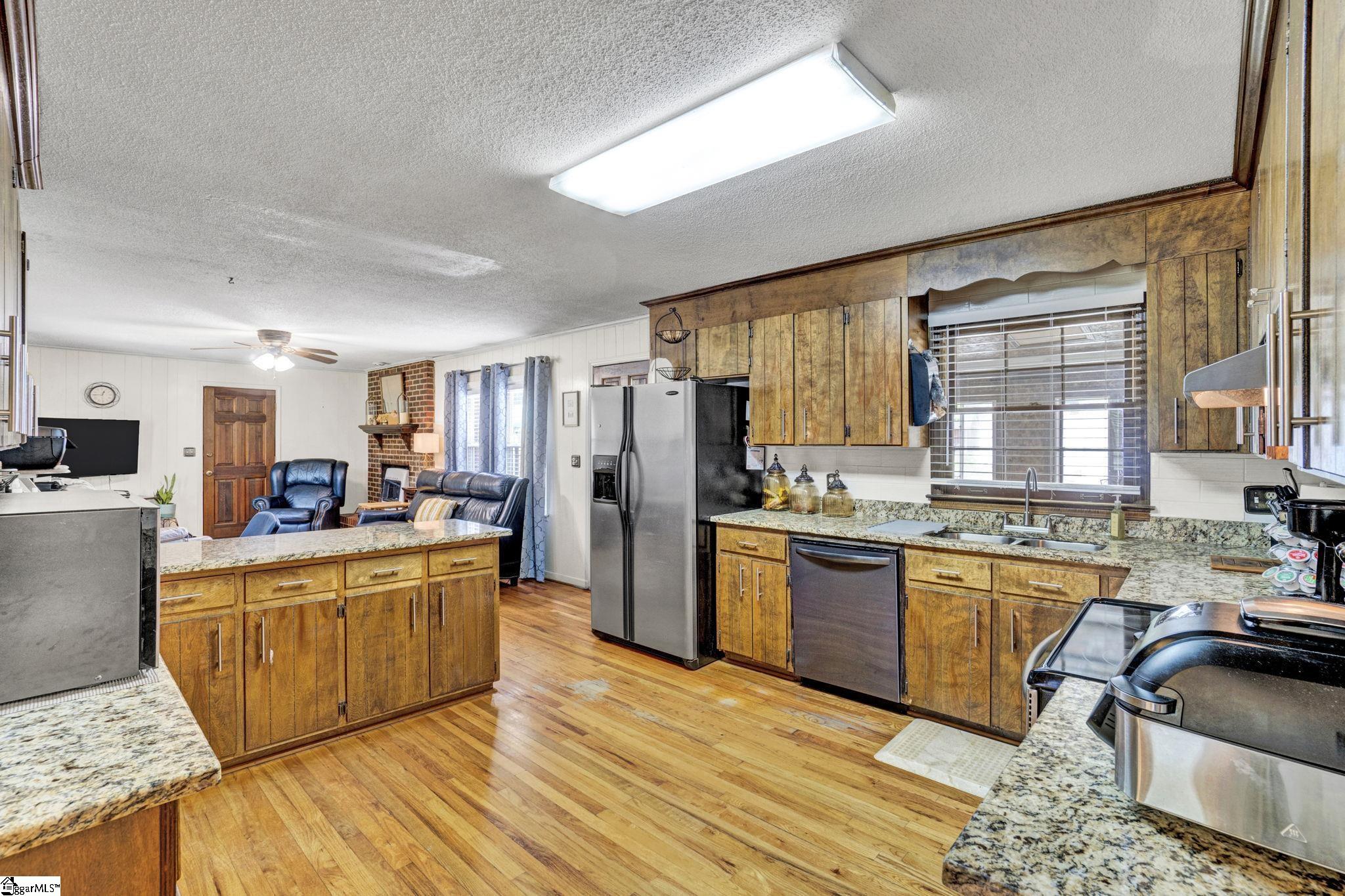 1154 Sandy Spring Road Property Photo 5