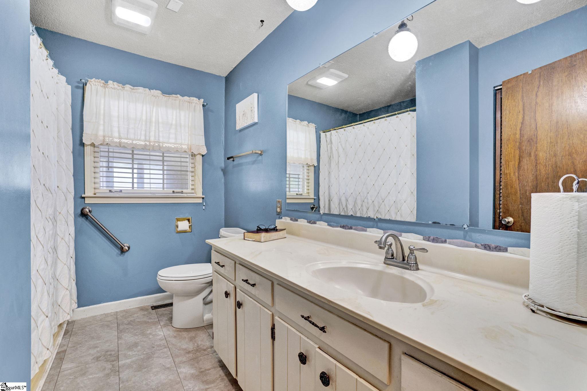 1154 Sandy Spring Road Property Photo 12