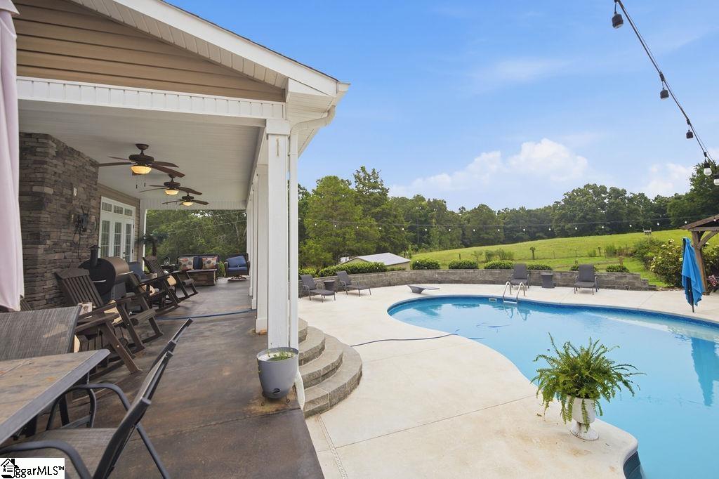 240 Warren Watt Road Property Photo 32