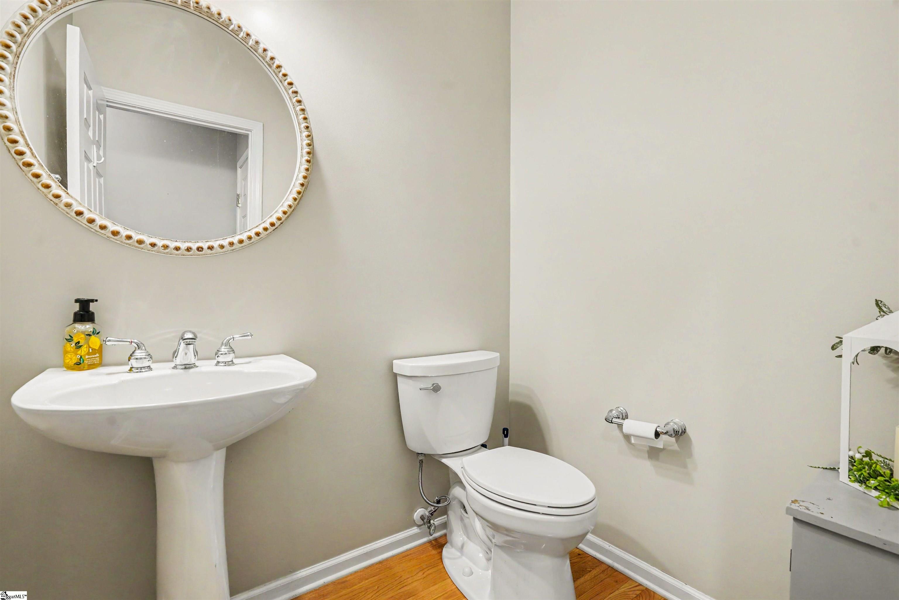 320 Selden Way Property Photo 22
