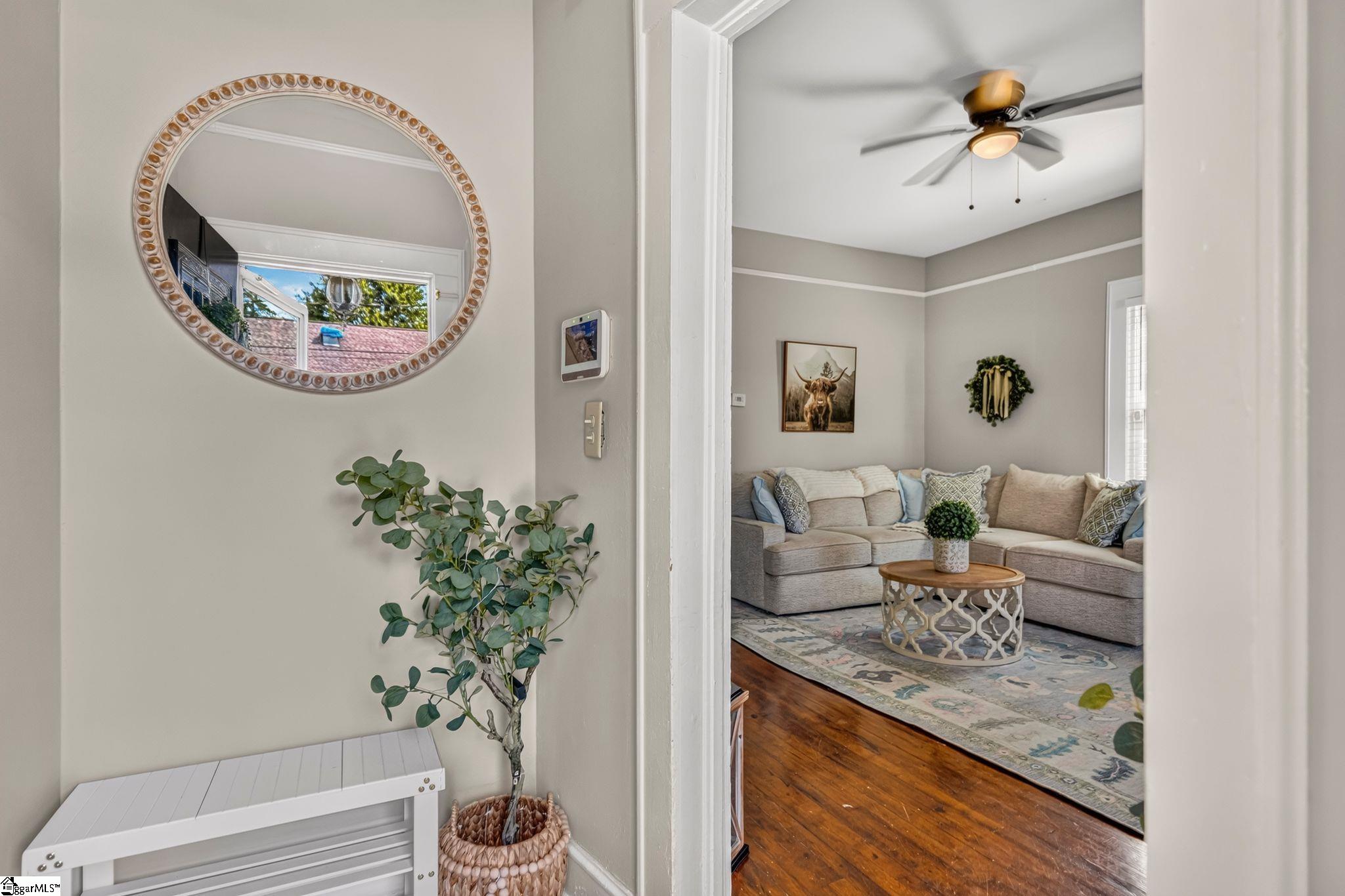 207 Woodside Circle Property Photo 4