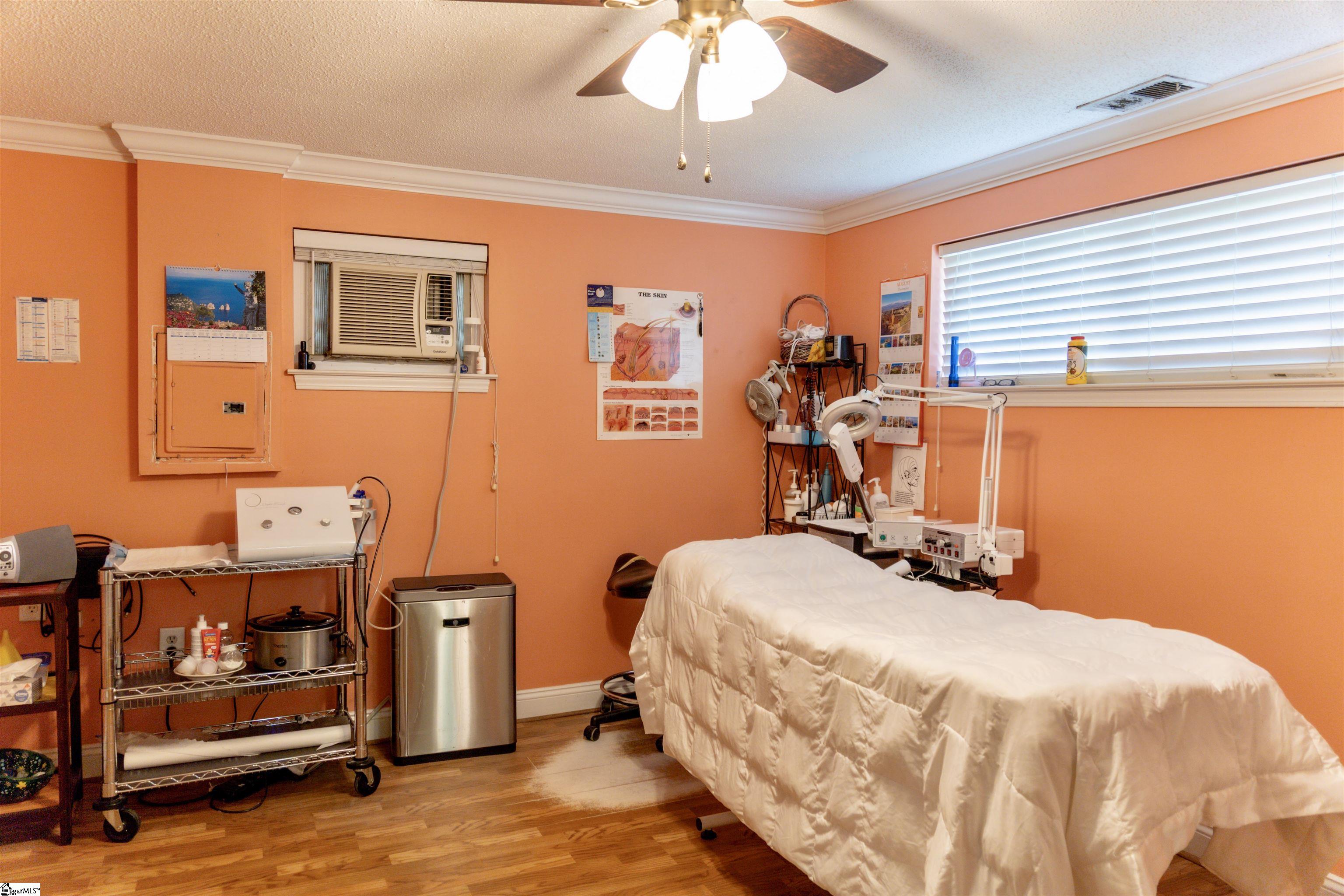 1501 B Boiling Springs Road Property Photo 15