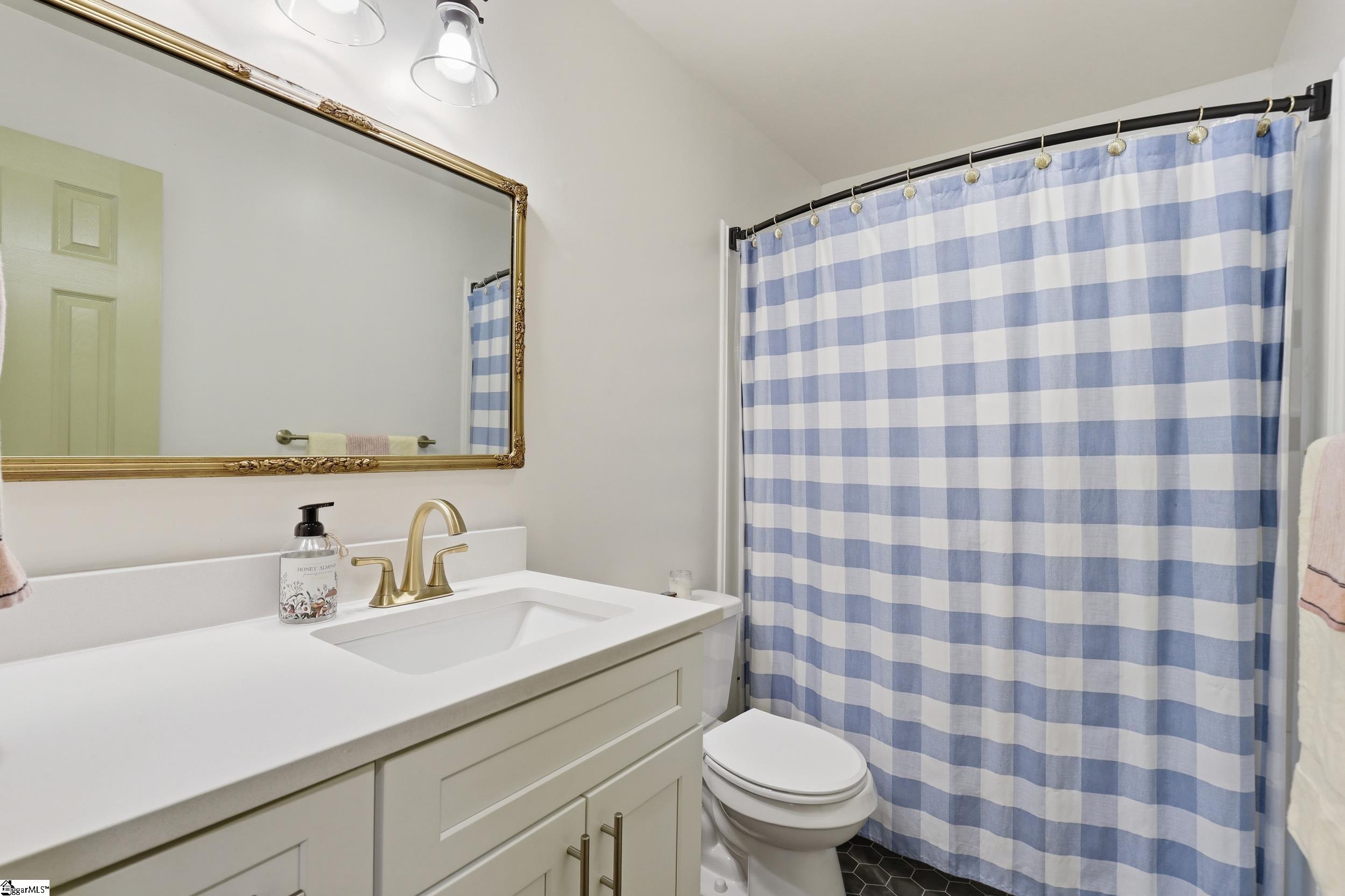 101 Dove Lane Property Photo 14