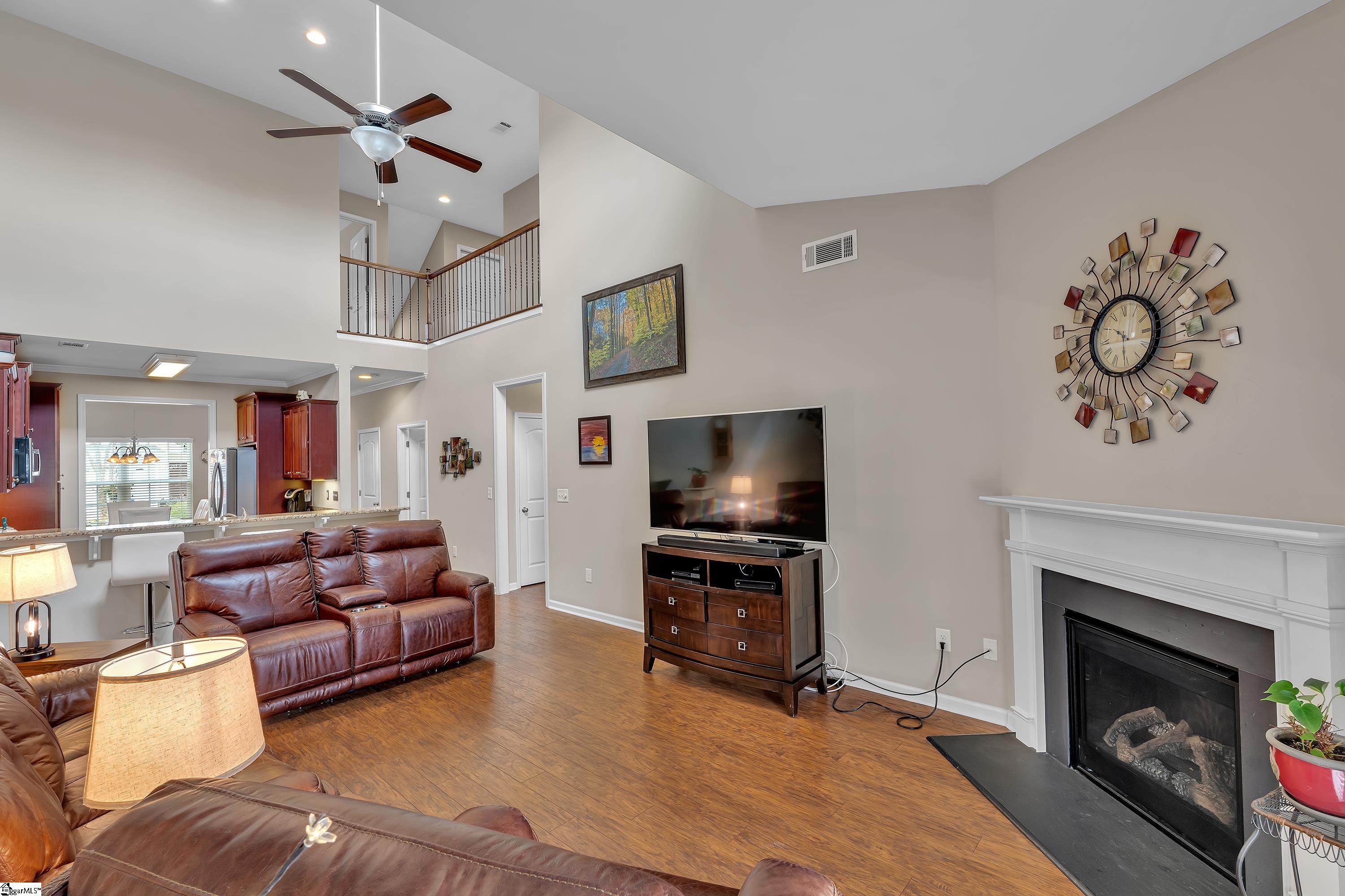 184 Shady Grove Drive Property Photo 2