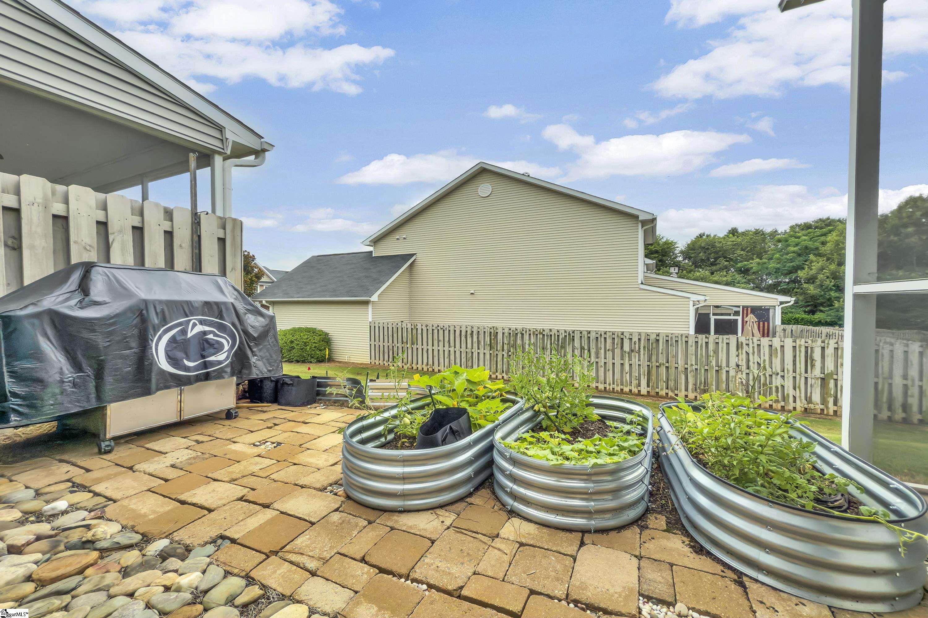184 Shady Grove Drive Property Photo 24