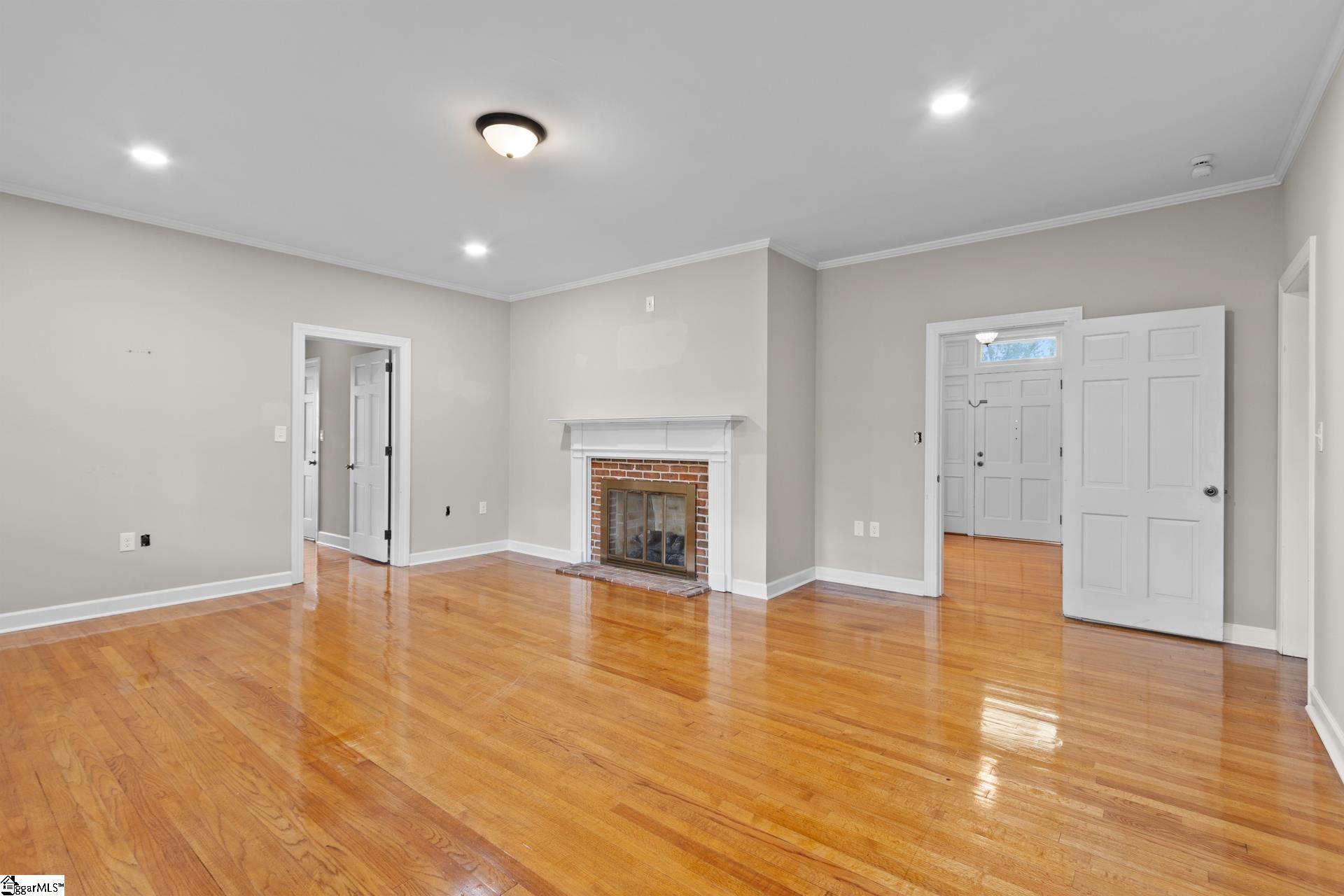 307 S Broad Street Property Photo 19