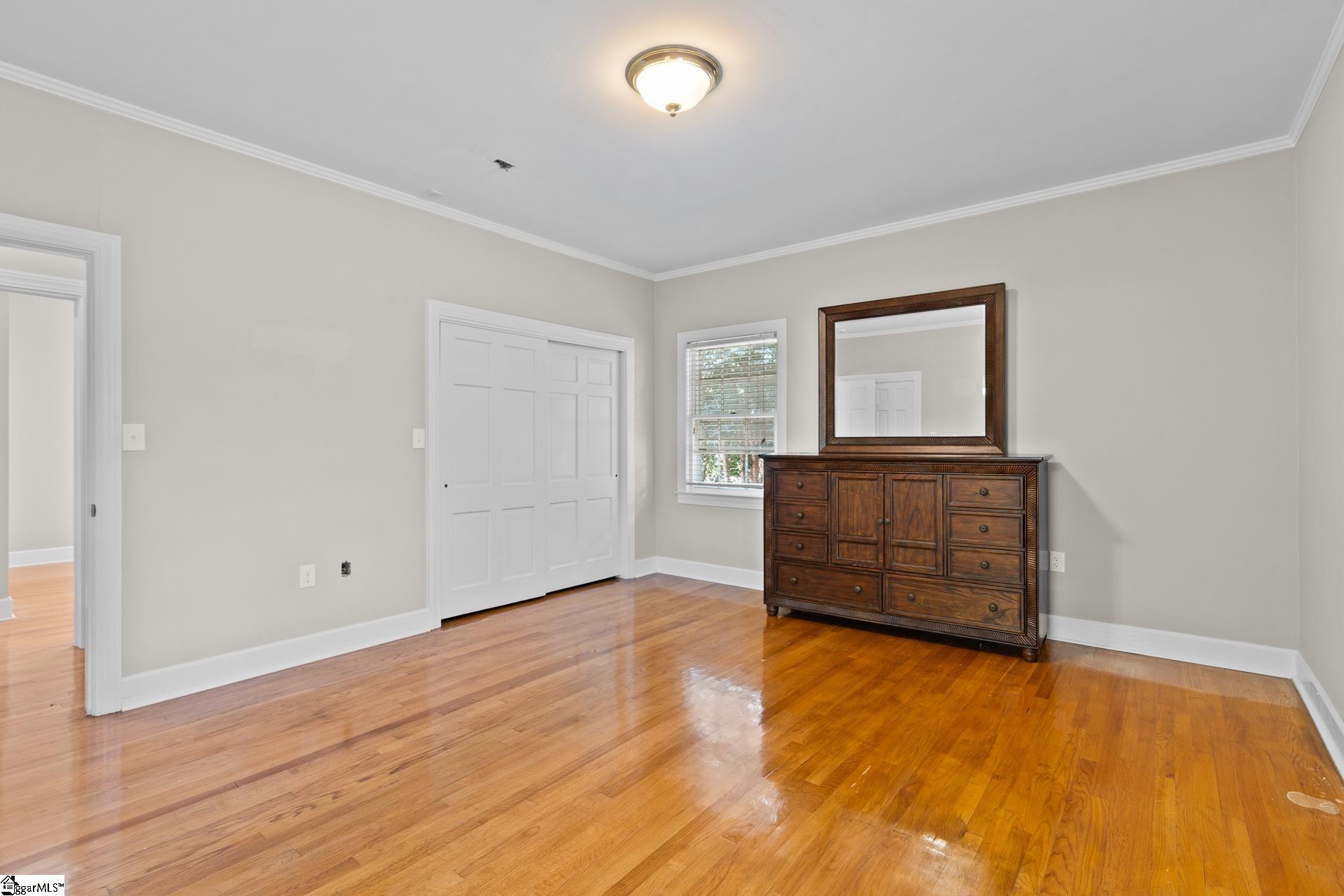 307 S Broad Street Property Photo 23
