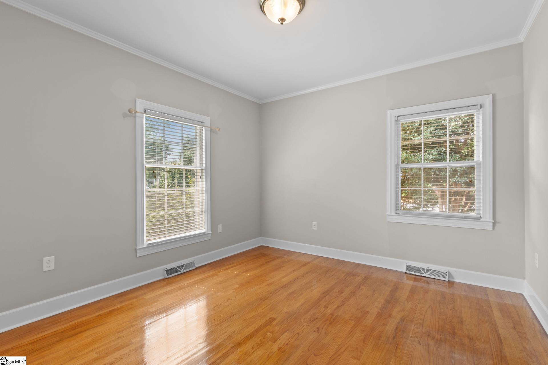 307 S Broad Street Property Photo 27