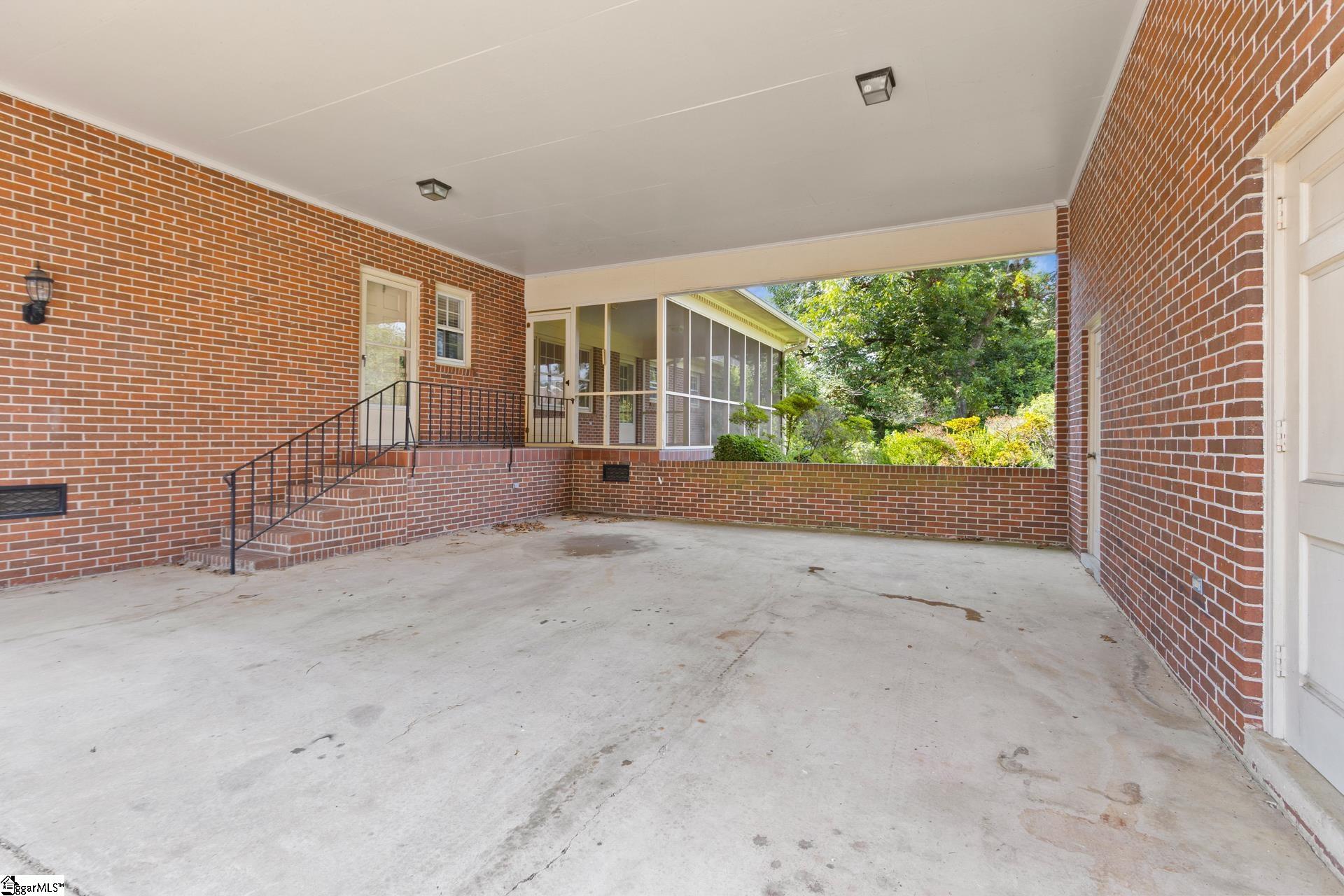 307 S Broad Street Property Photo 34