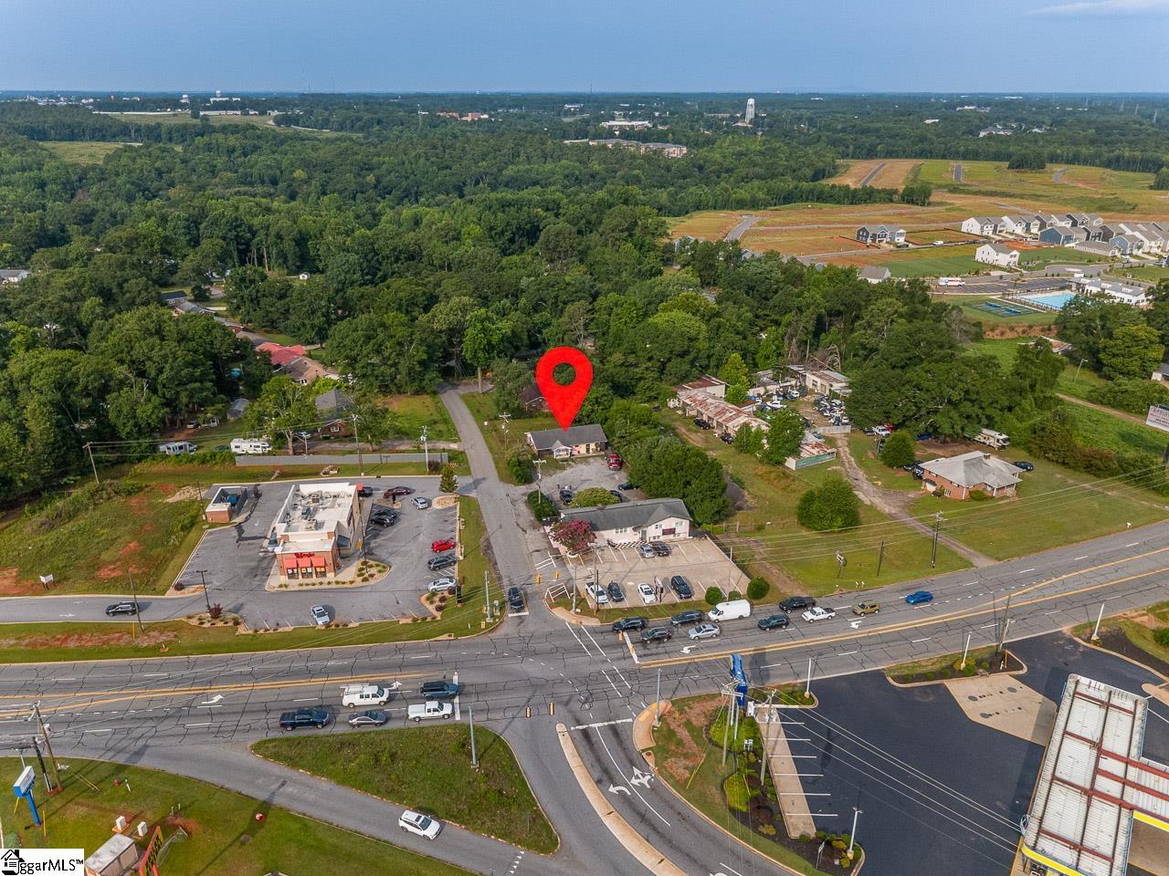 1501b Boiling Springs Road Property Photo 5